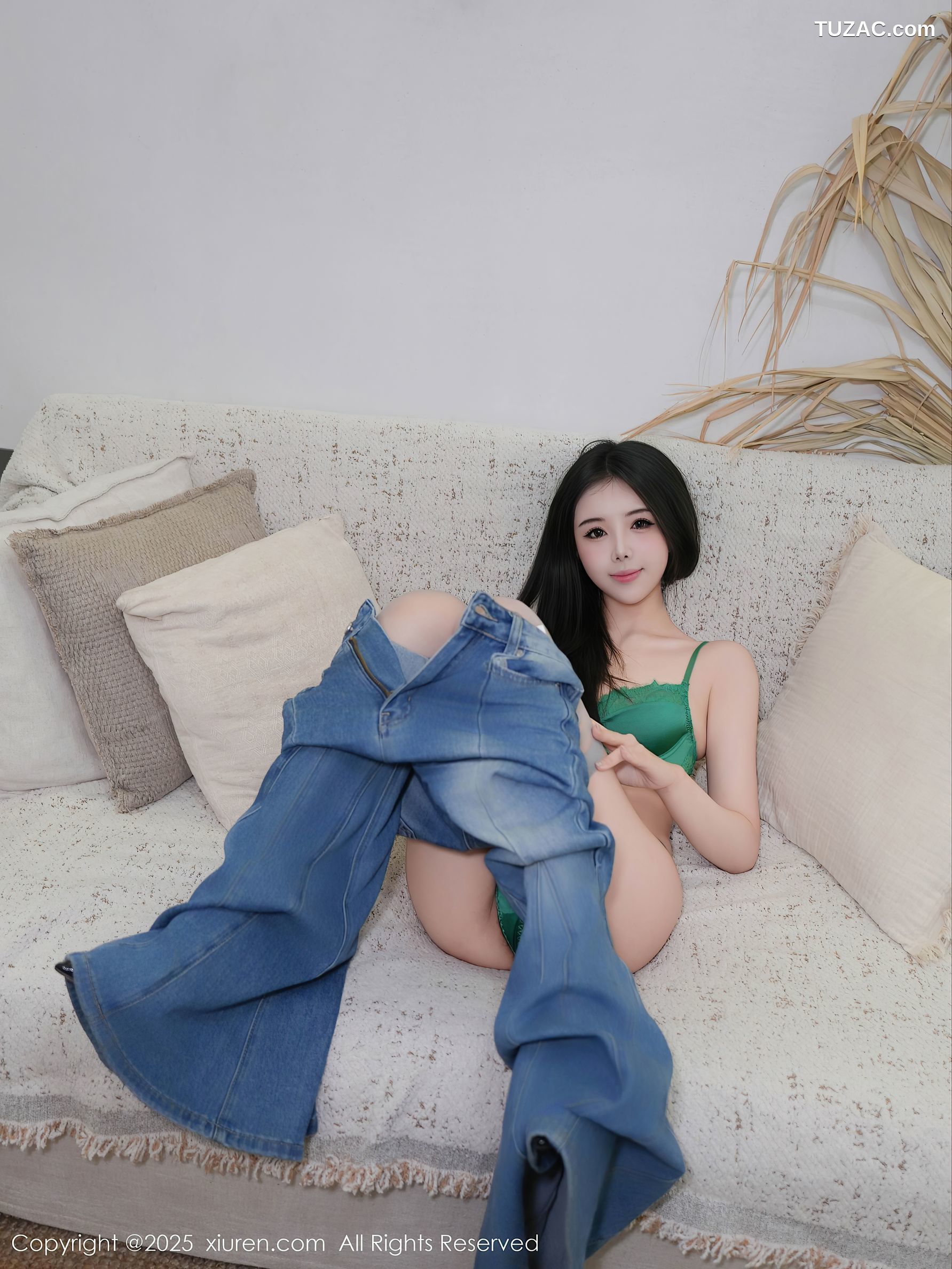 XiuRen秀人网-10260-袁圆-黑白格衬衫牛仔裤绿色内衣-2025.05.09