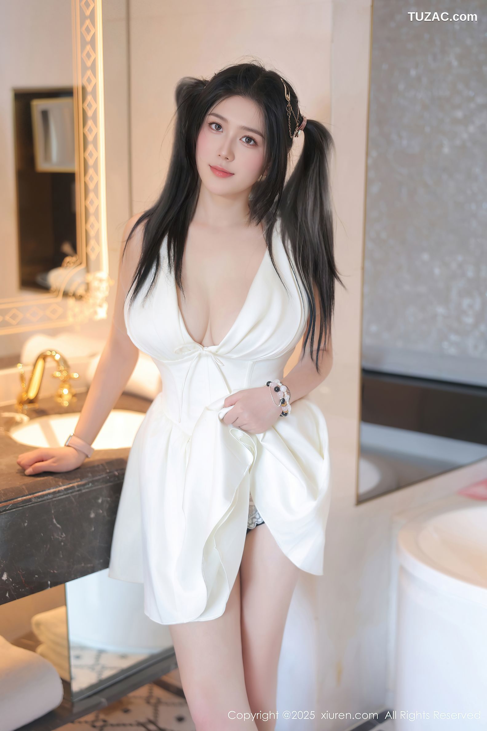 XiuRen秀人网-10262-诺诺Hsu-白裙粉色轻透情趣内衣-2025.05.12