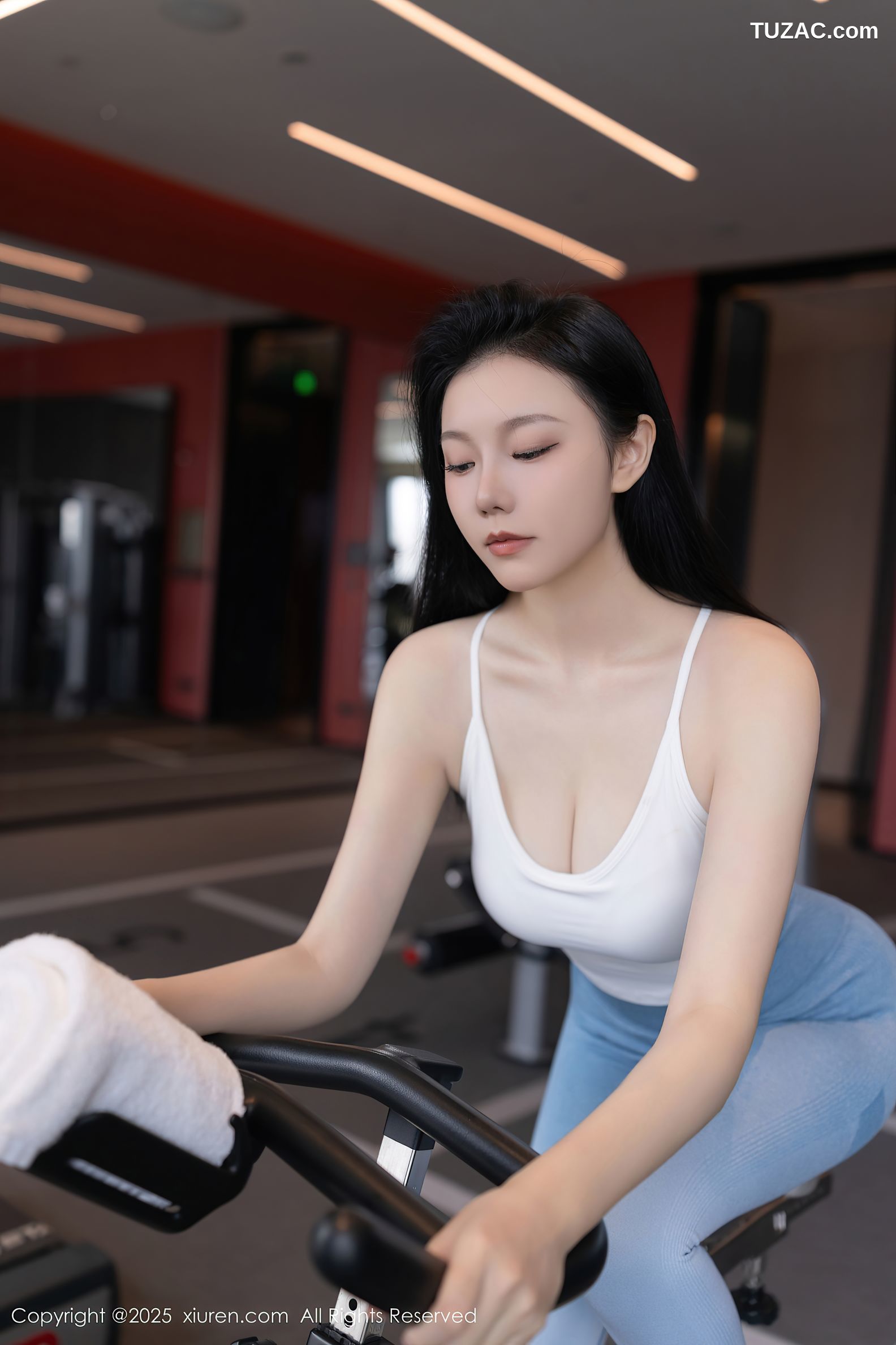 XiuRen秀人网-10272-安然anran-白色运动背心蓝色运动裤-2025.05.13