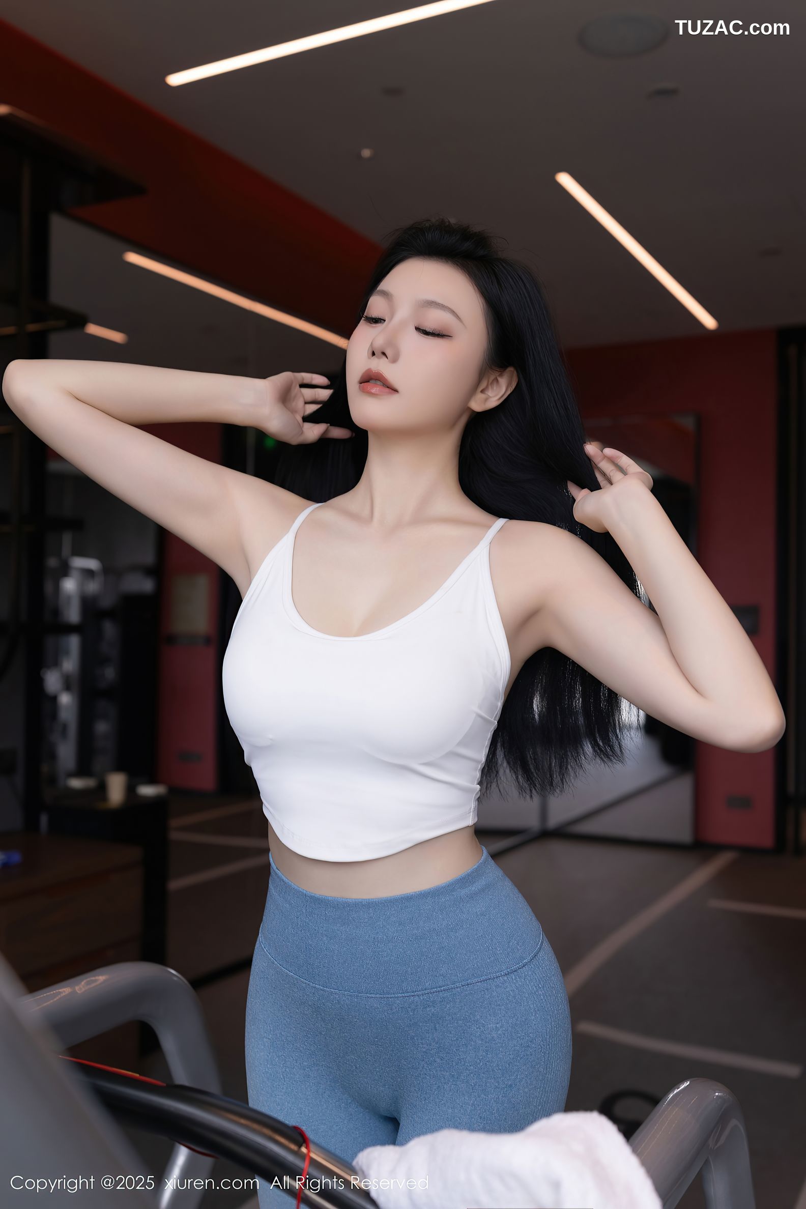 XiuRen秀人网-10272-安然anran-白色运动背心蓝色运动裤-2025.05.13