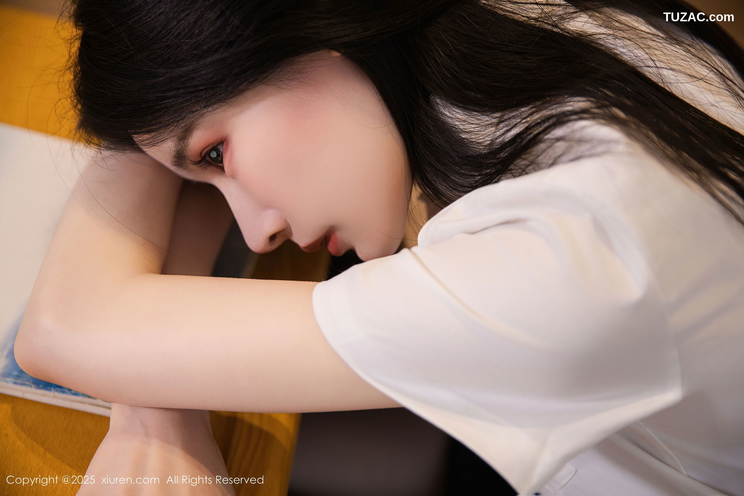 XiuRen秀人网-10287-布丁wow-JK制服深蓝百褶短裙魅惑黑丝-2025.05.16