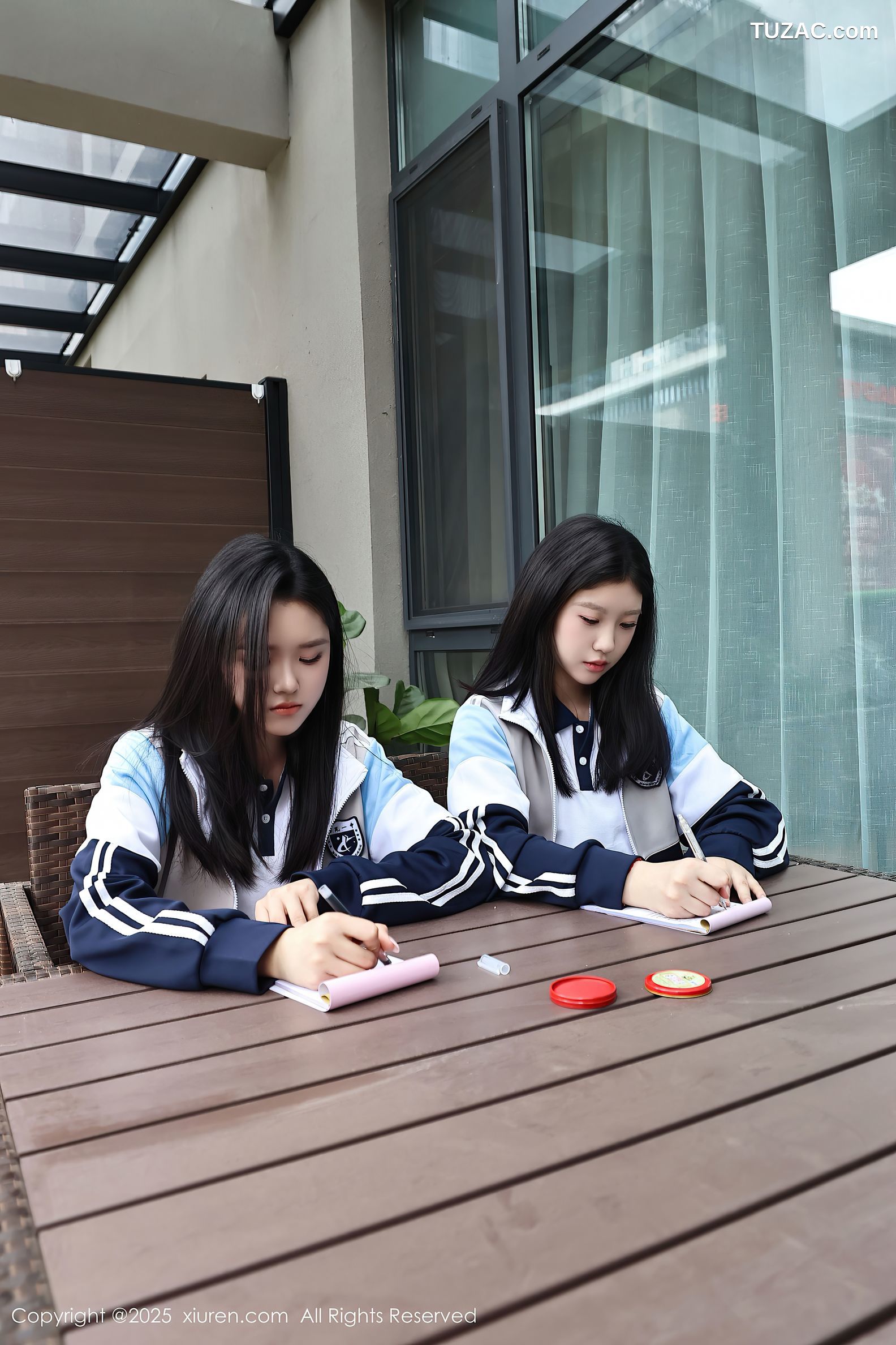 XiuRen秀人网-10288-小芭乐-蓝色校服姐妹花女生宾馆卖身-2025.05.16