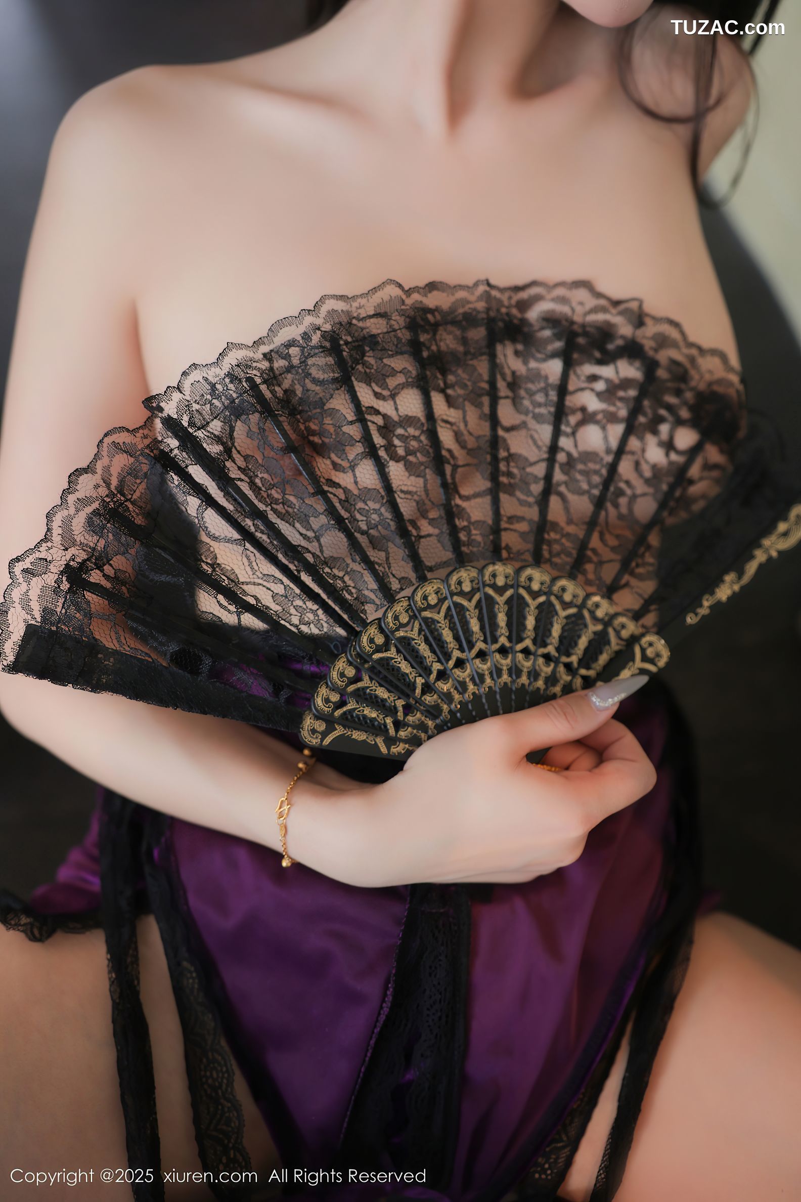 XiuRen秀人网-10289-Candy糖糖-情趣紫色连衣短裙紫色丝袜-2025.05.16