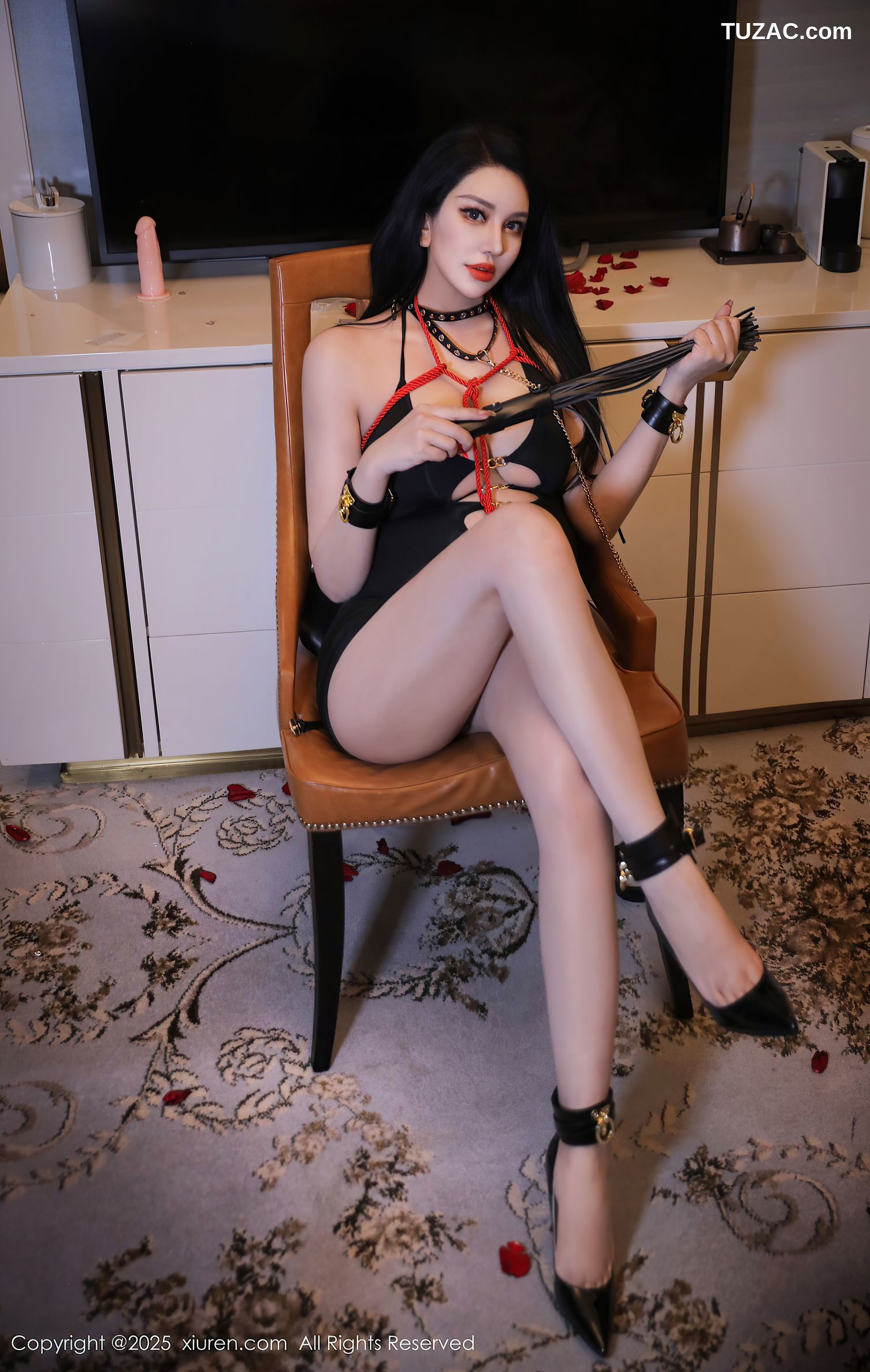 XiuRen秀人网-10293-乔安娜-黑色捆绑情趣内衣爆乳绑缚-红色情趣内衣-2025.05.19