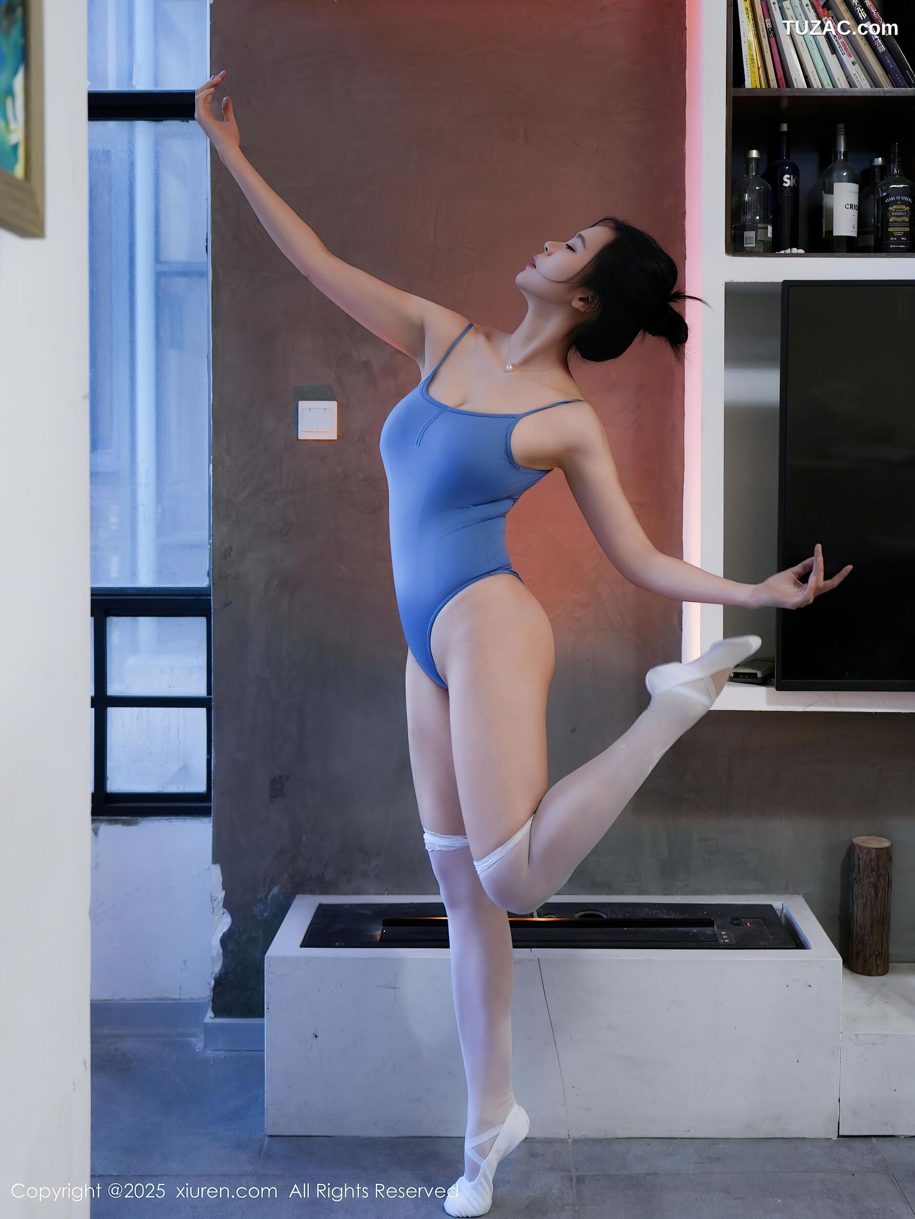 XiuRen秀人网-10327-玫瑰我爱你-蓝色死库水-2025.05.26