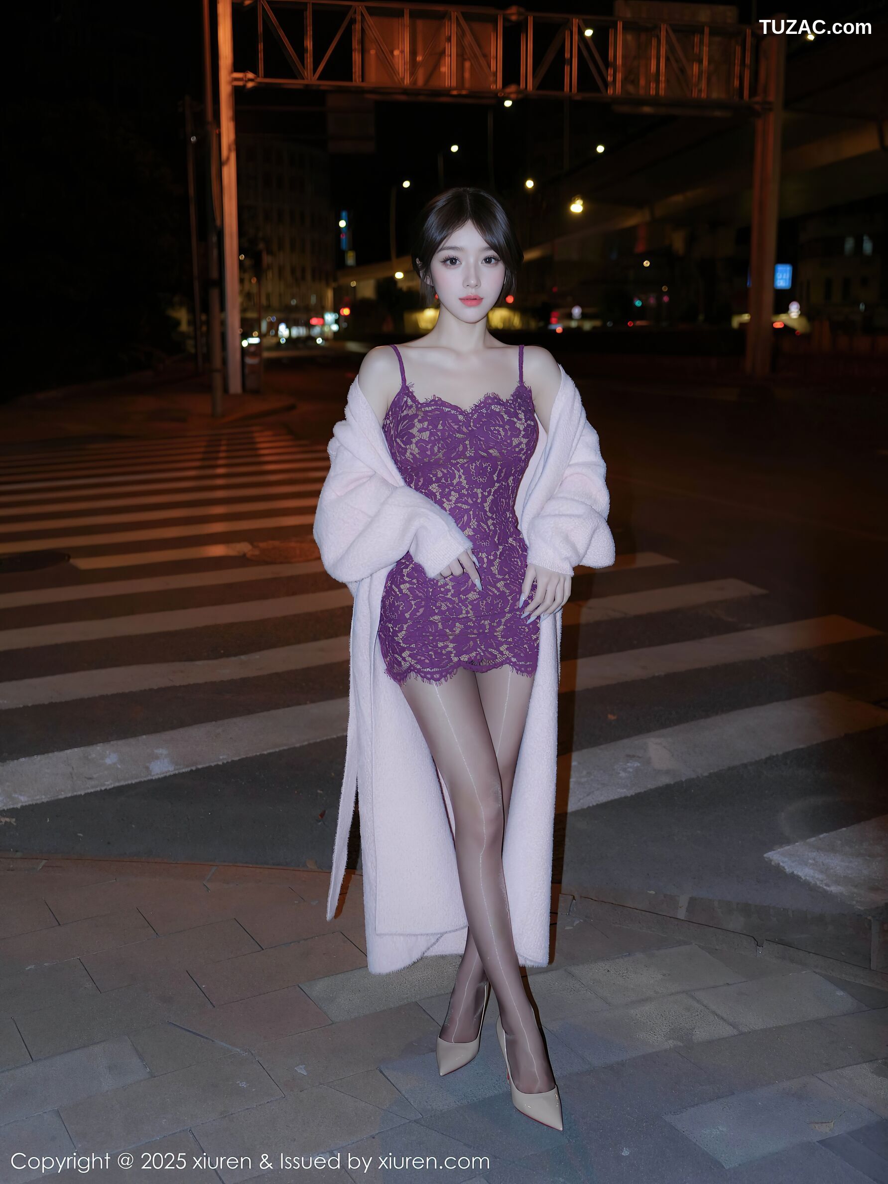 XiuRen秀人网-10332-汁汁-紫色吊带短裙黑丝爆乳-2025.05.27