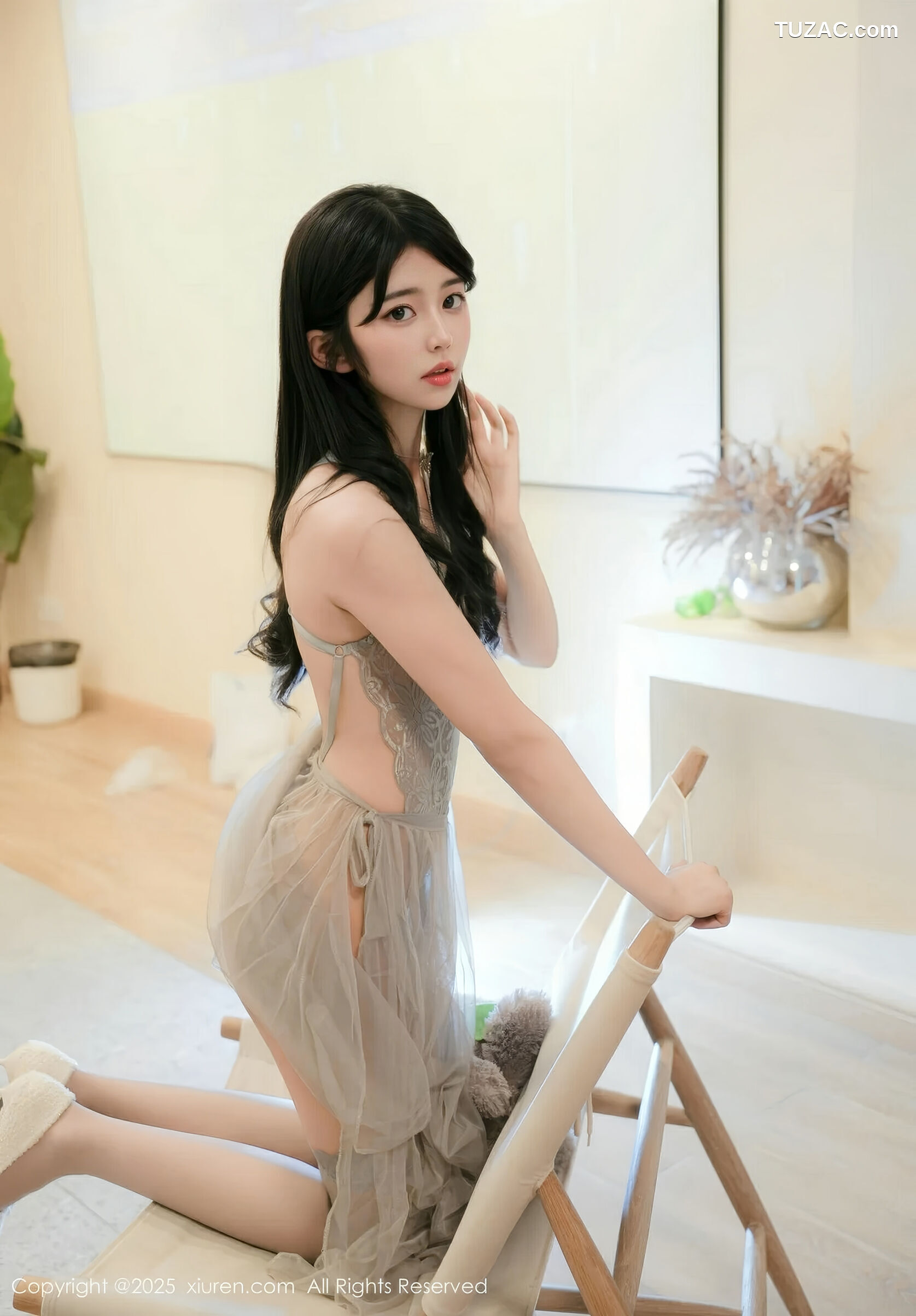 XiuRen秀人网-10334-美少女-轻透灰蕾丝裙爆乳-2025.05.28