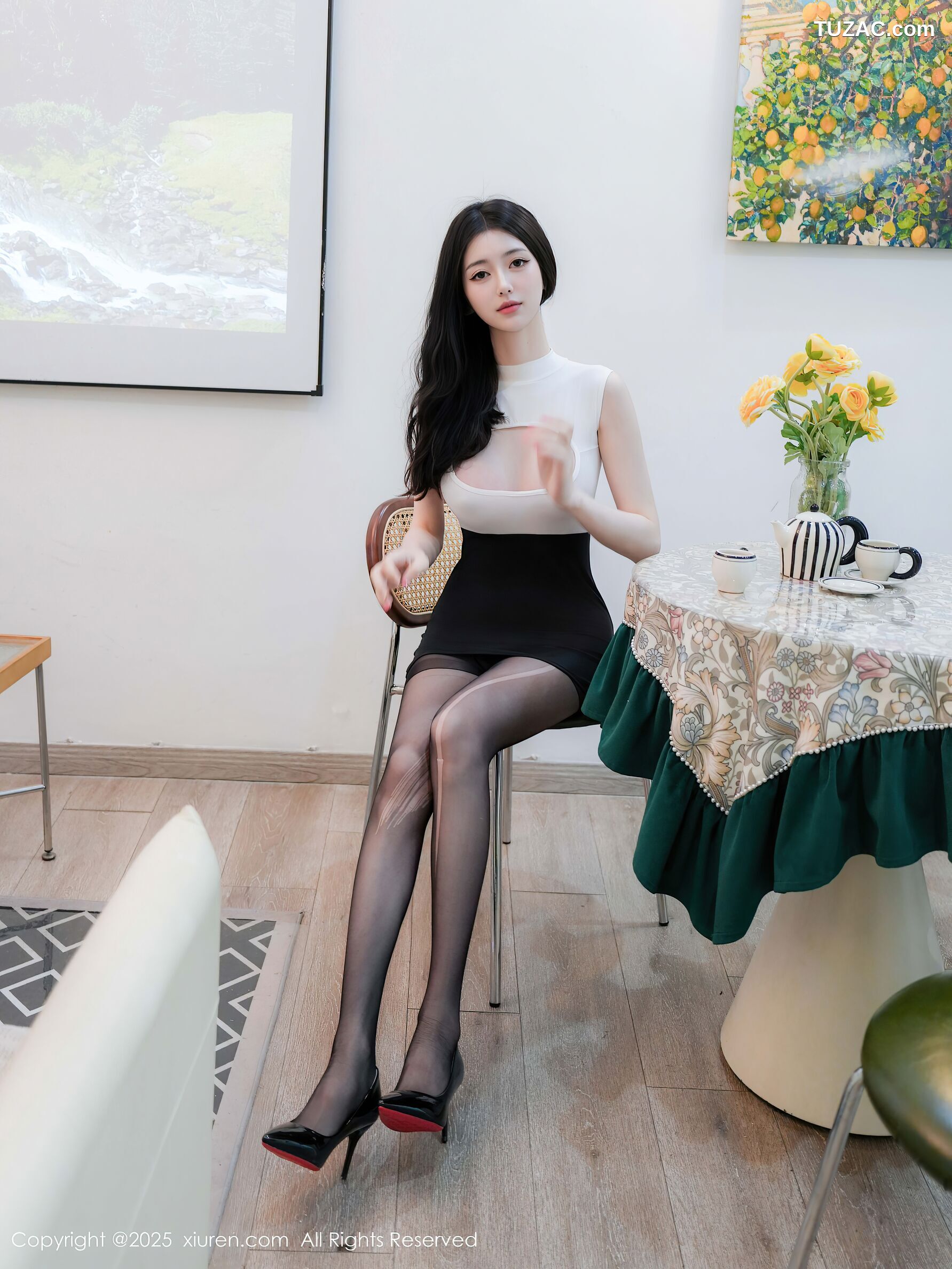 XiuRen秀人网-10340-白小蝶-白色T恤魅惑黑丝-2025.05.29