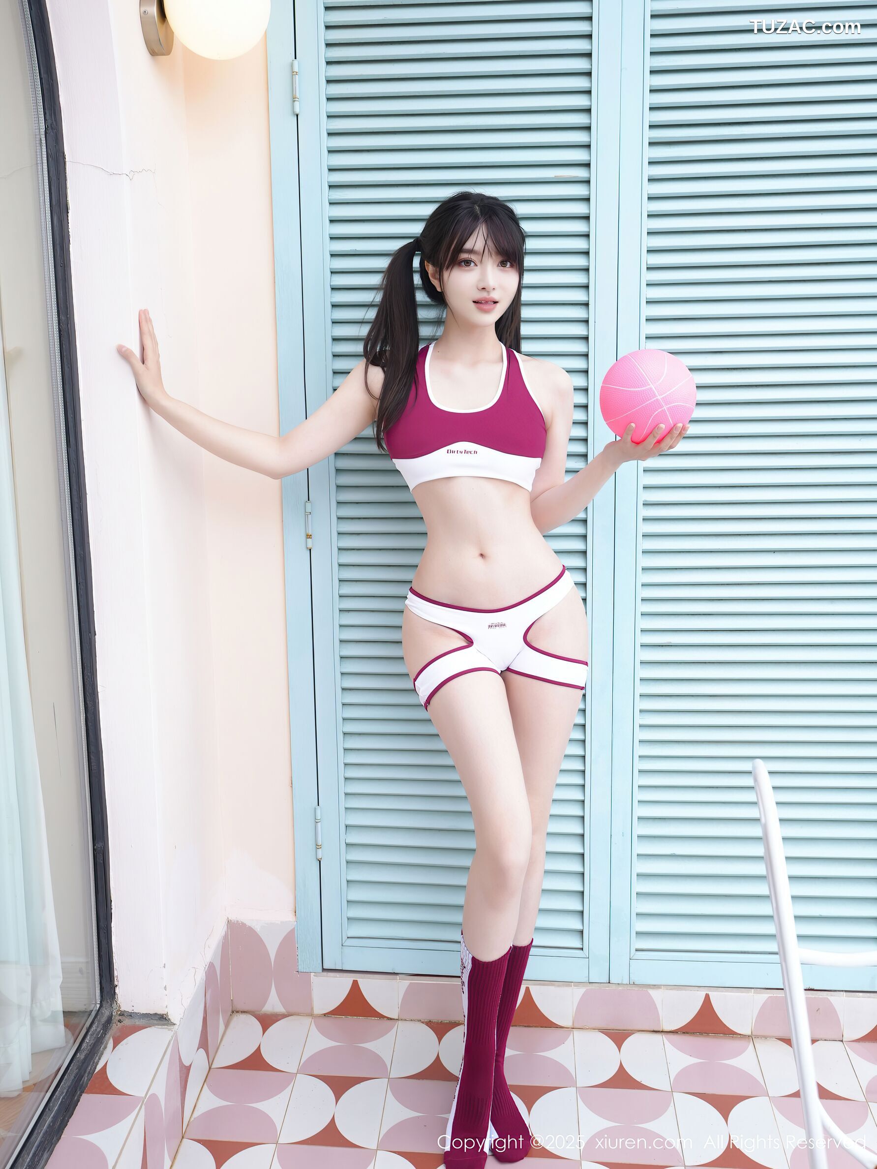 XiuRen秀人网-10350-白露lulu-暗红色运动背心短裤爆乳双马尾-2025.05.29