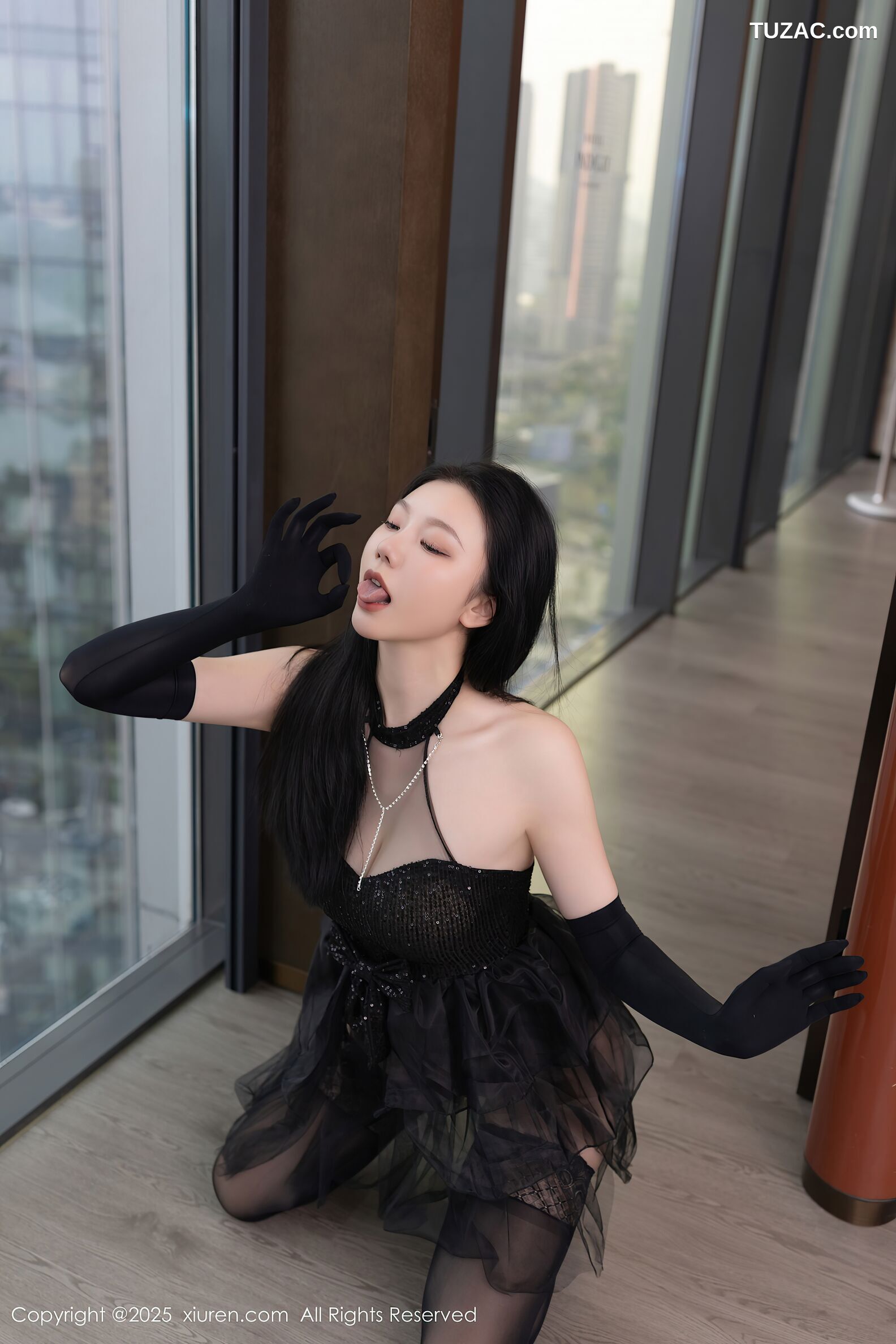 XiuRen秀人网-10363-安然anran-情趣黑蕾丝内衣爆乳黑丝-2025.06.04