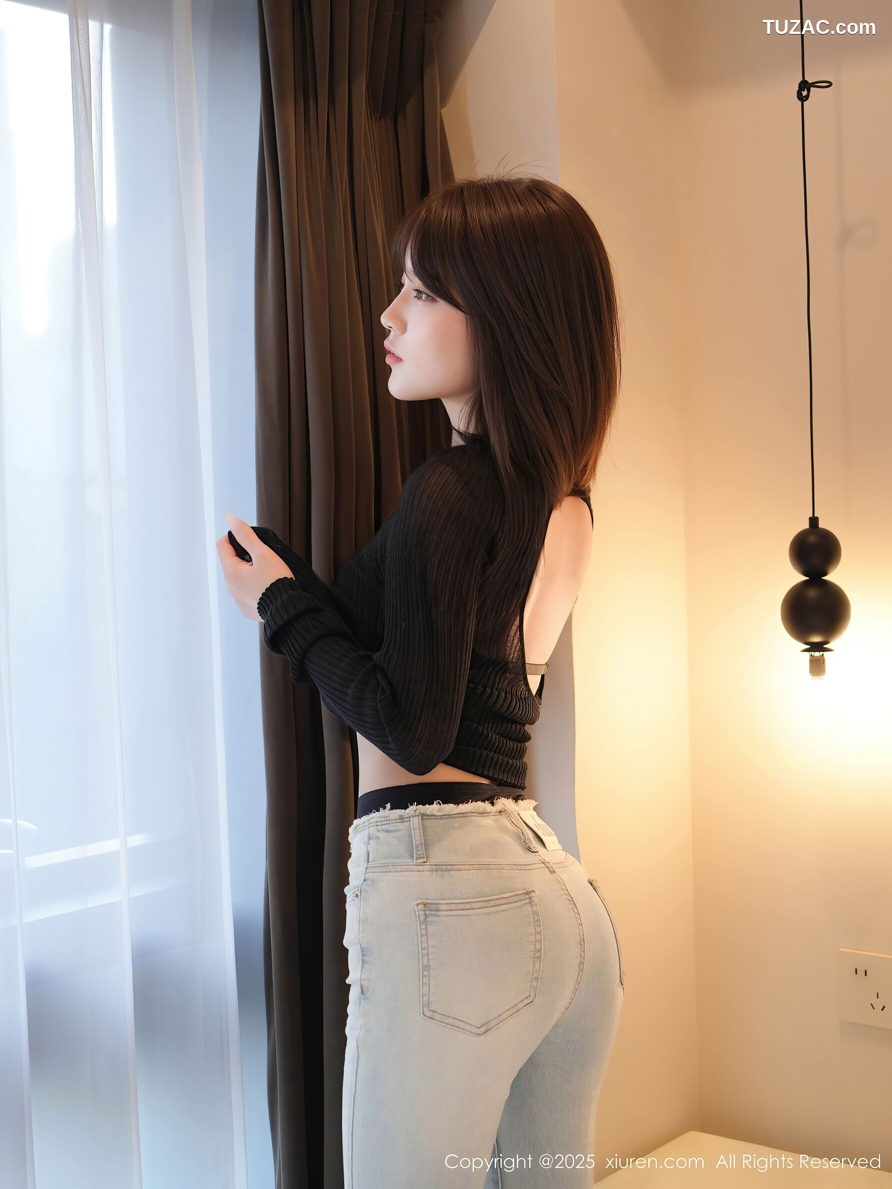 XiuRen秀人网-10374-汁汁-黑T恤牛仔裤黑丝-2025.06.06