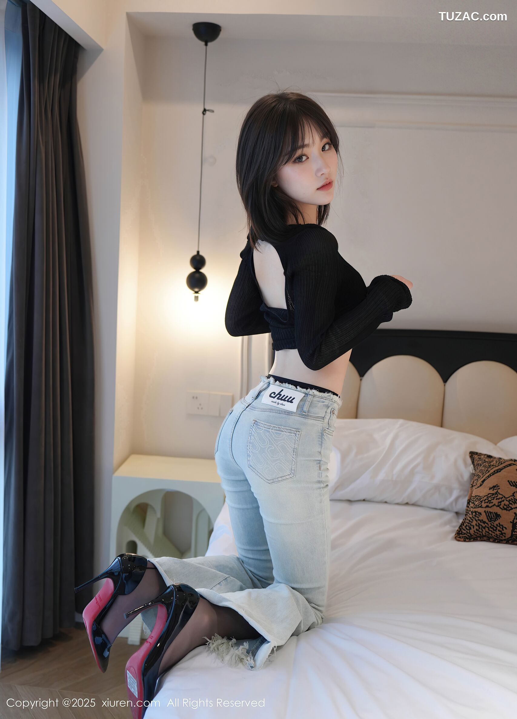 XiuRen秀人网-10374-汁汁-黑T恤牛仔裤黑丝-2025.06.06