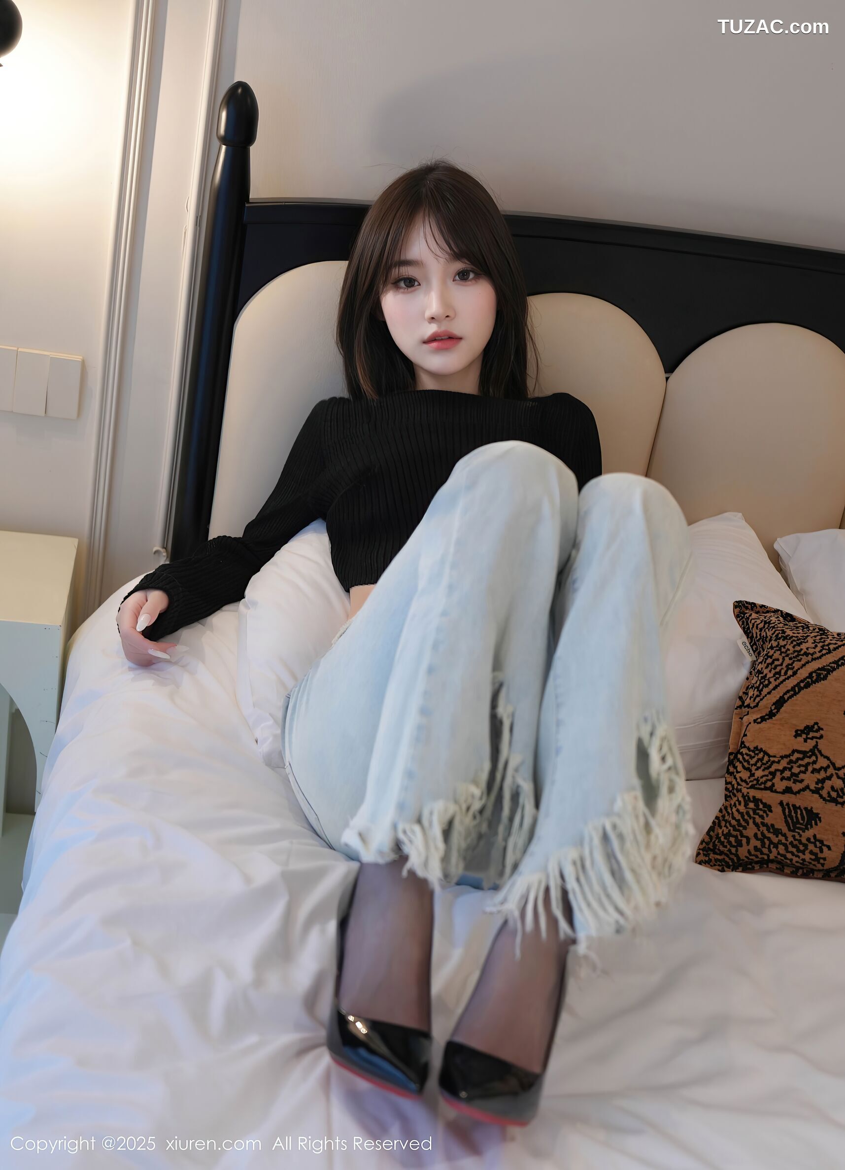 XiuRen秀人网-10374-汁汁-黑T恤牛仔裤黑丝-2025.06.06