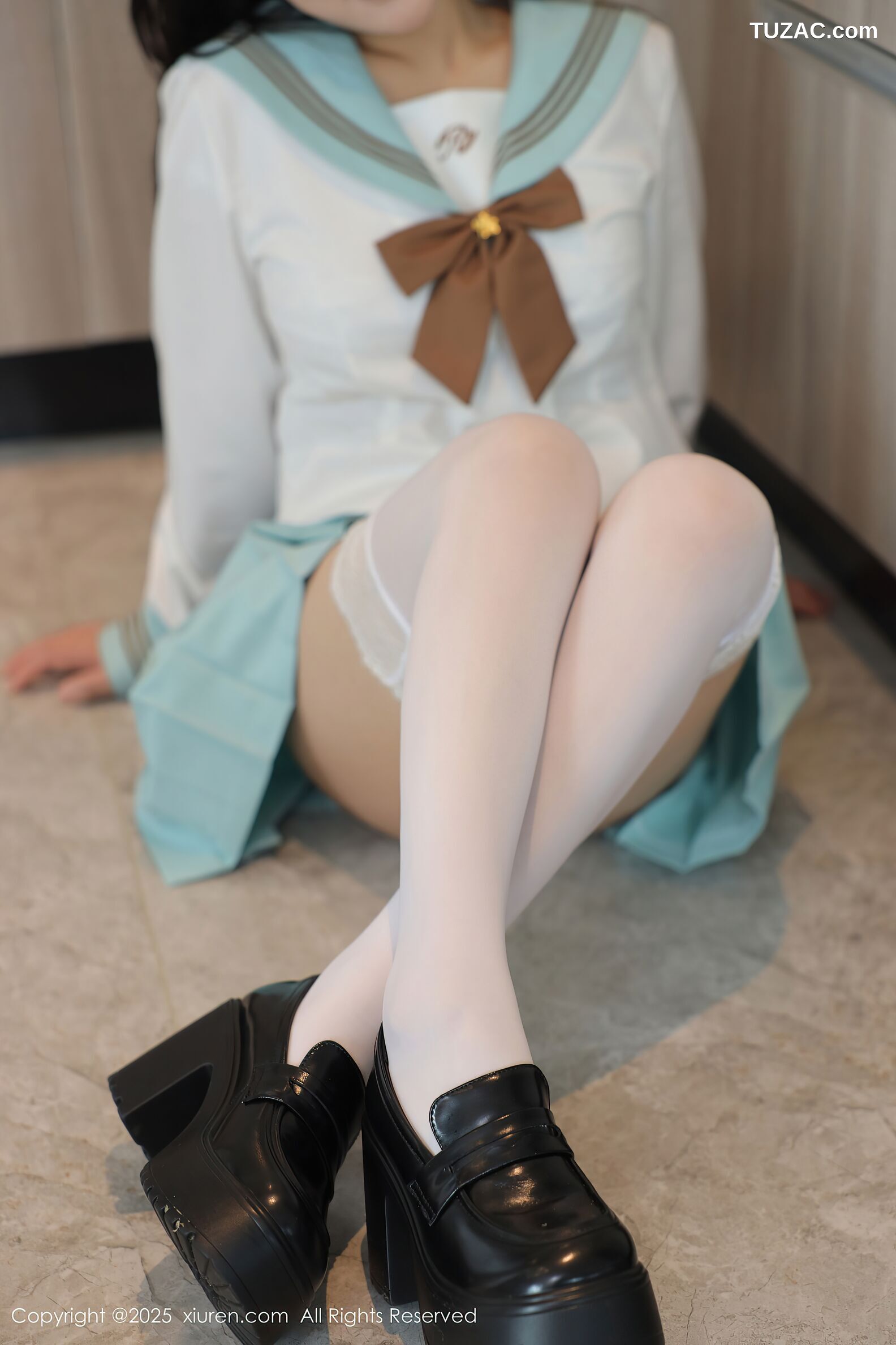 XiuRen秀人网-10379-林嘉馨-浅绿JK学生服水手短裙白蕾丝内衣-2025.06.09