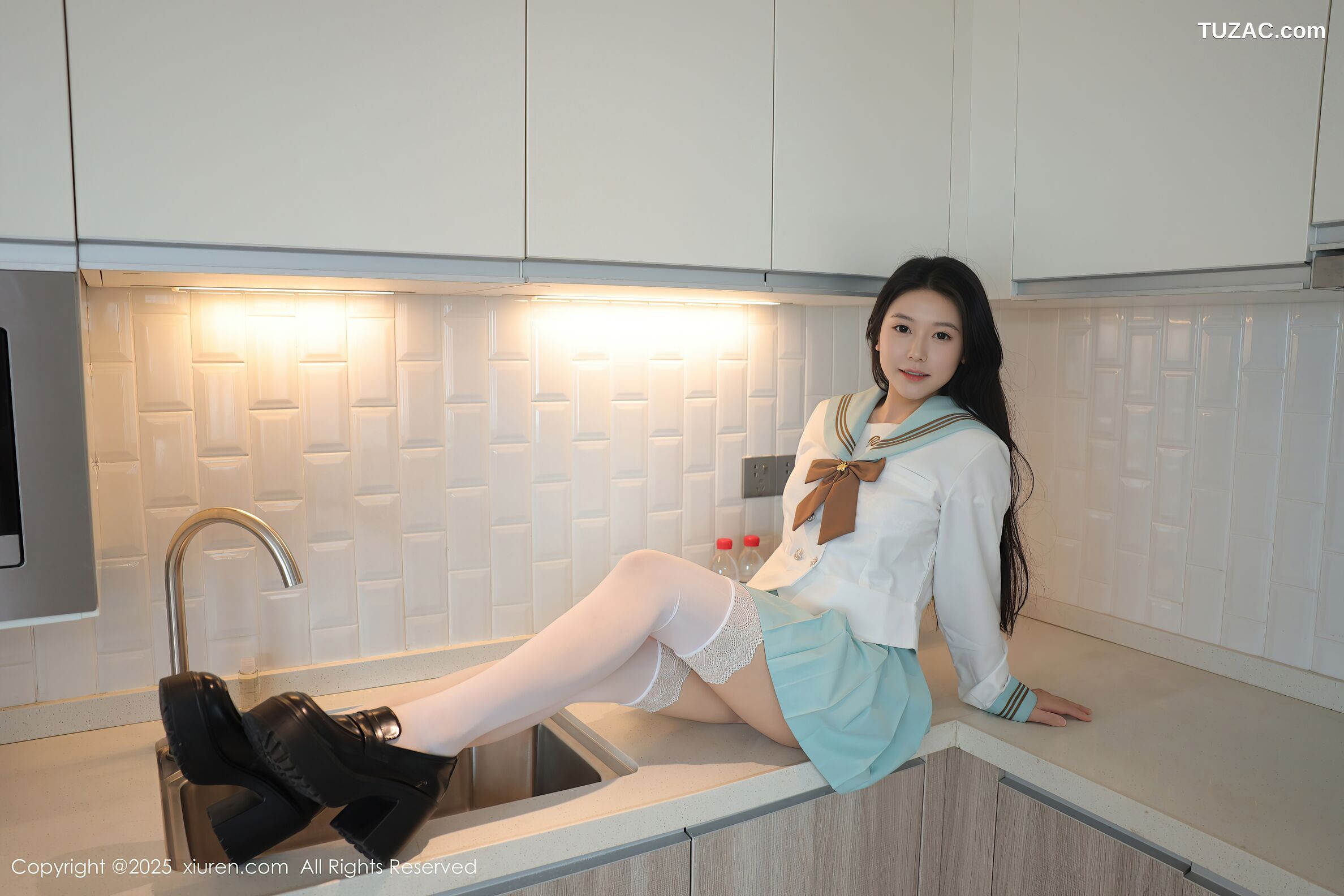 XiuRen秀人网-10379-林嘉馨-浅绿JK学生服水手短裙白蕾丝内衣-2025.06.09