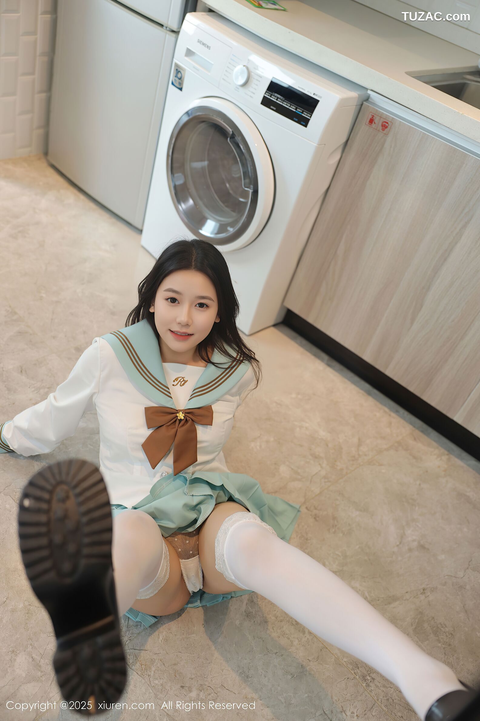 XiuRen秀人网-10379-林嘉馨-浅绿JK学生服水手短裙白蕾丝内衣-2025.06.09