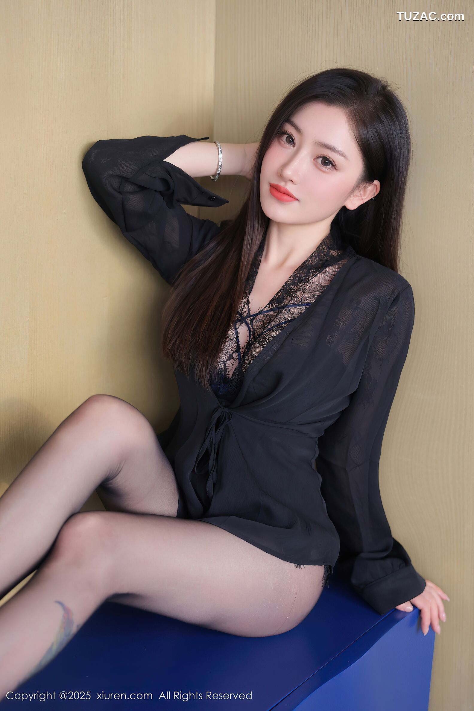 XiuRen秀人网-10382-Annie_baby-长腿黑丝情趣蕾丝-2025.06.09