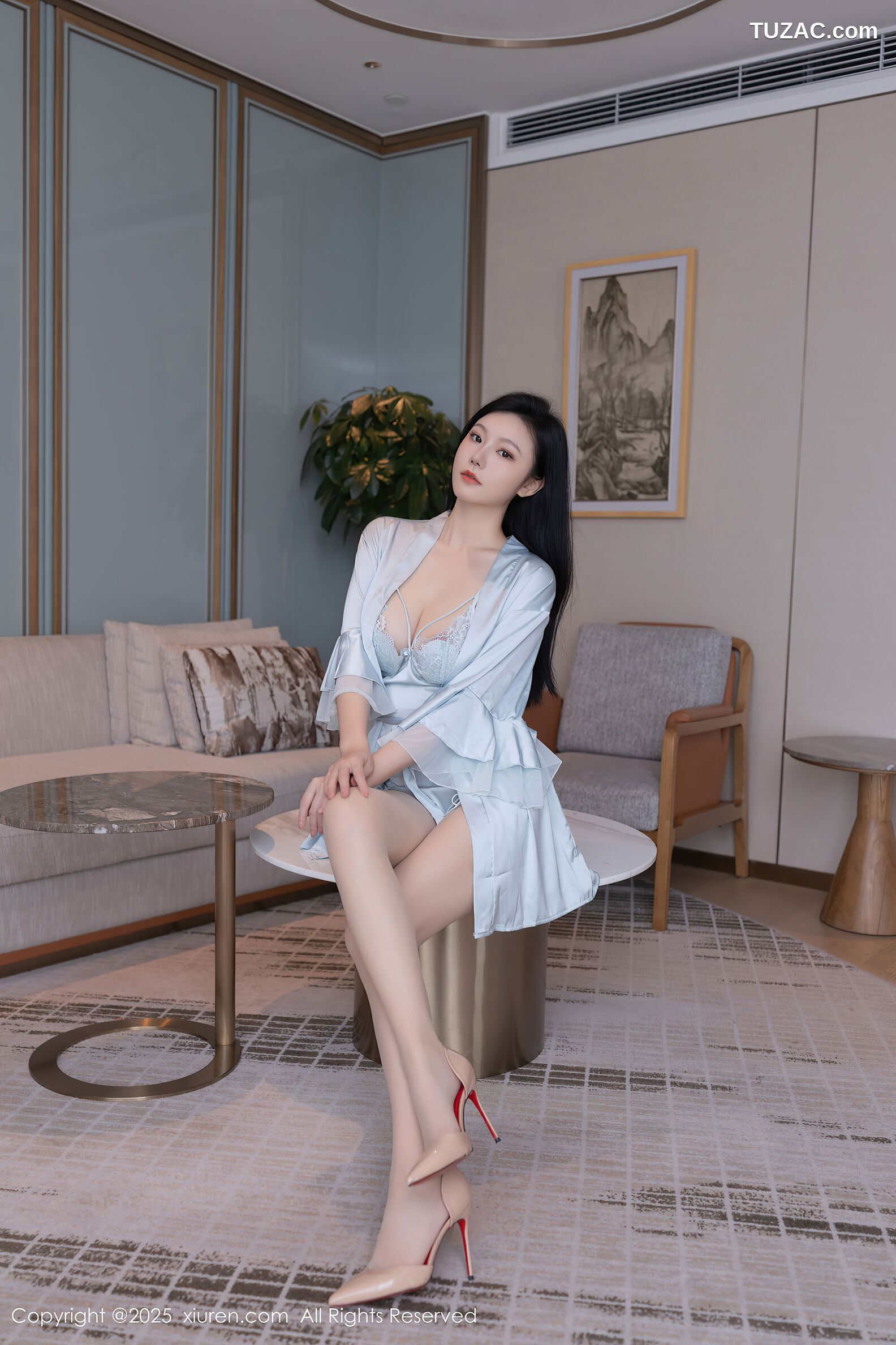 XiuRen秀人网-10390-安然anran-牙青色性感睡裙美腿-2025.06.10