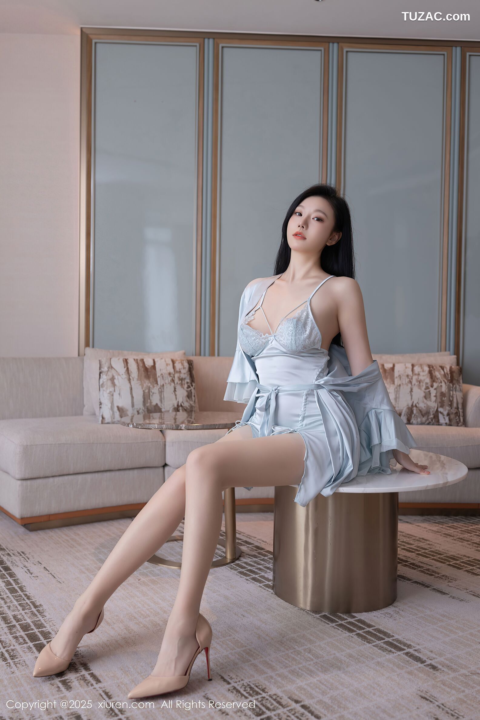 XiuRen秀人网-10390-安然anran-牙青色性感睡裙美腿-2025.06.10