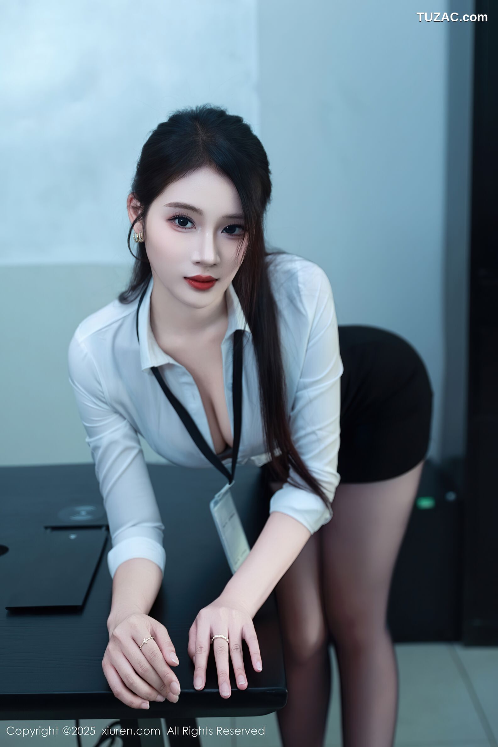 XiuRen秀人网-10406-南乔-OL白衬衫黑短裙黑丝黑色绑带内衣-2025.06.13