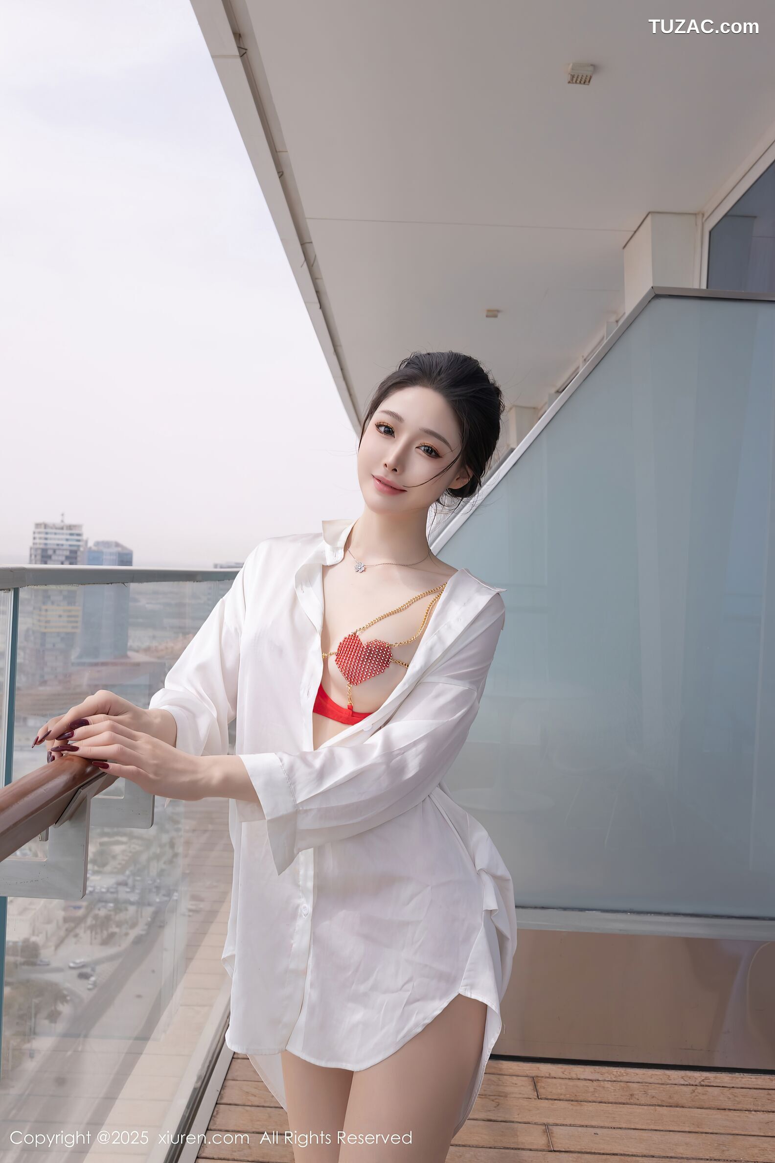 XiuRen秀人网-10411-小逗逗-红色情趣内衣白衬衫-2025.06.13