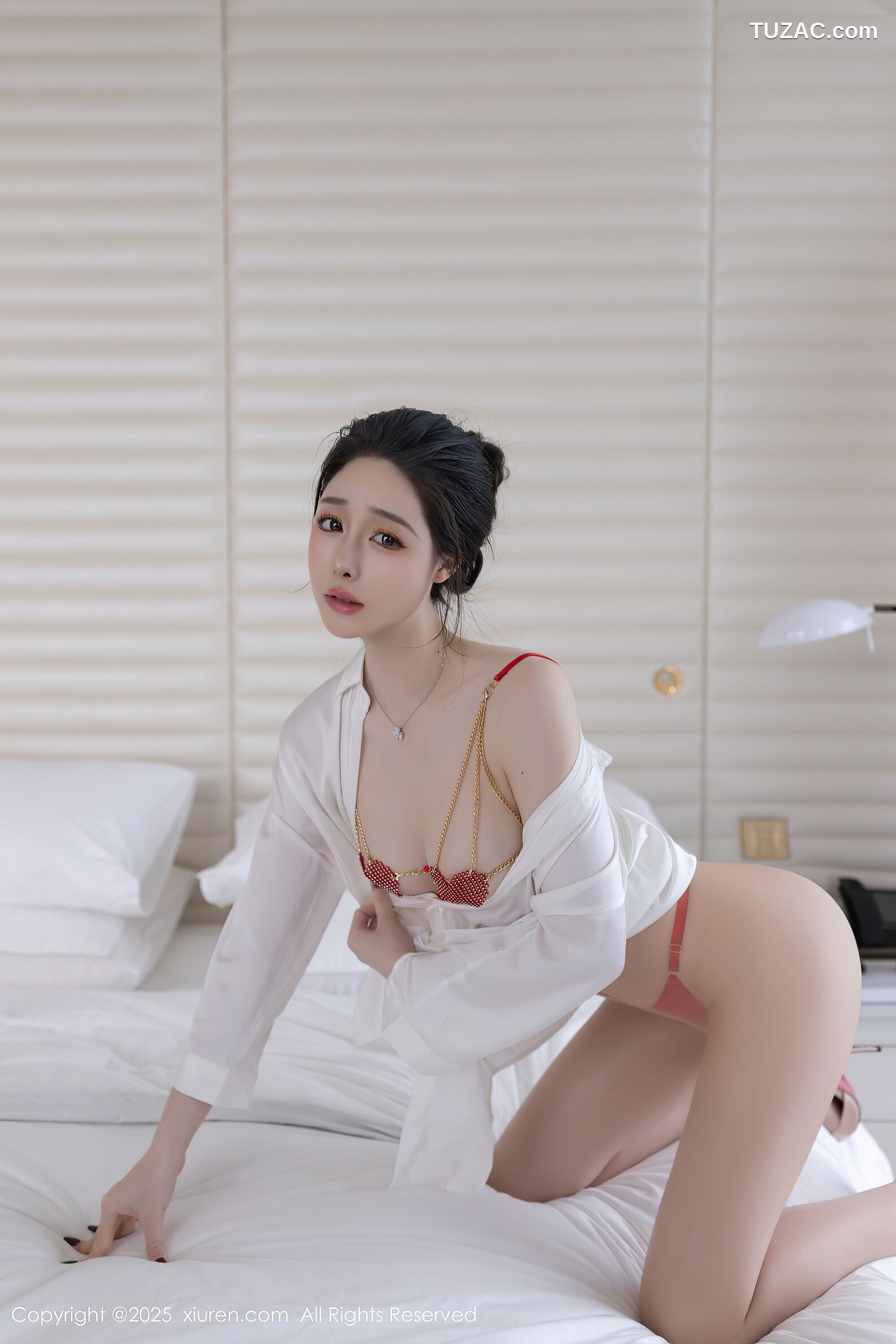 XiuRen秀人网-10411-小逗逗-红色情趣内衣白衬衫-2025.06.13