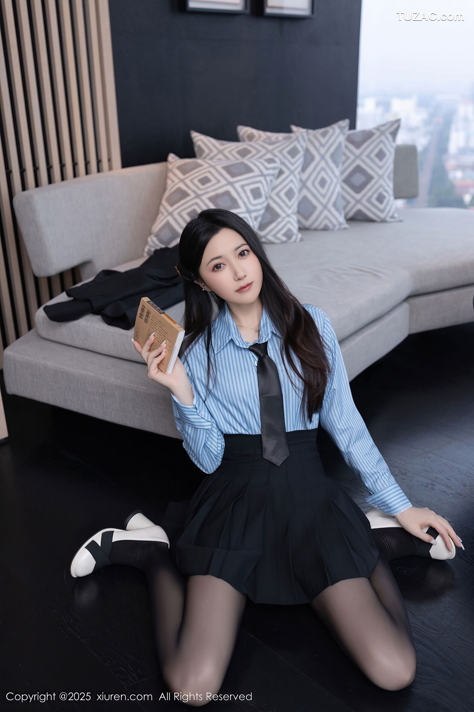 XiuRen秀人网-10412-鱼子酱Fish-蓝衬衫黑色短裙黑丝女生-2025.06.13