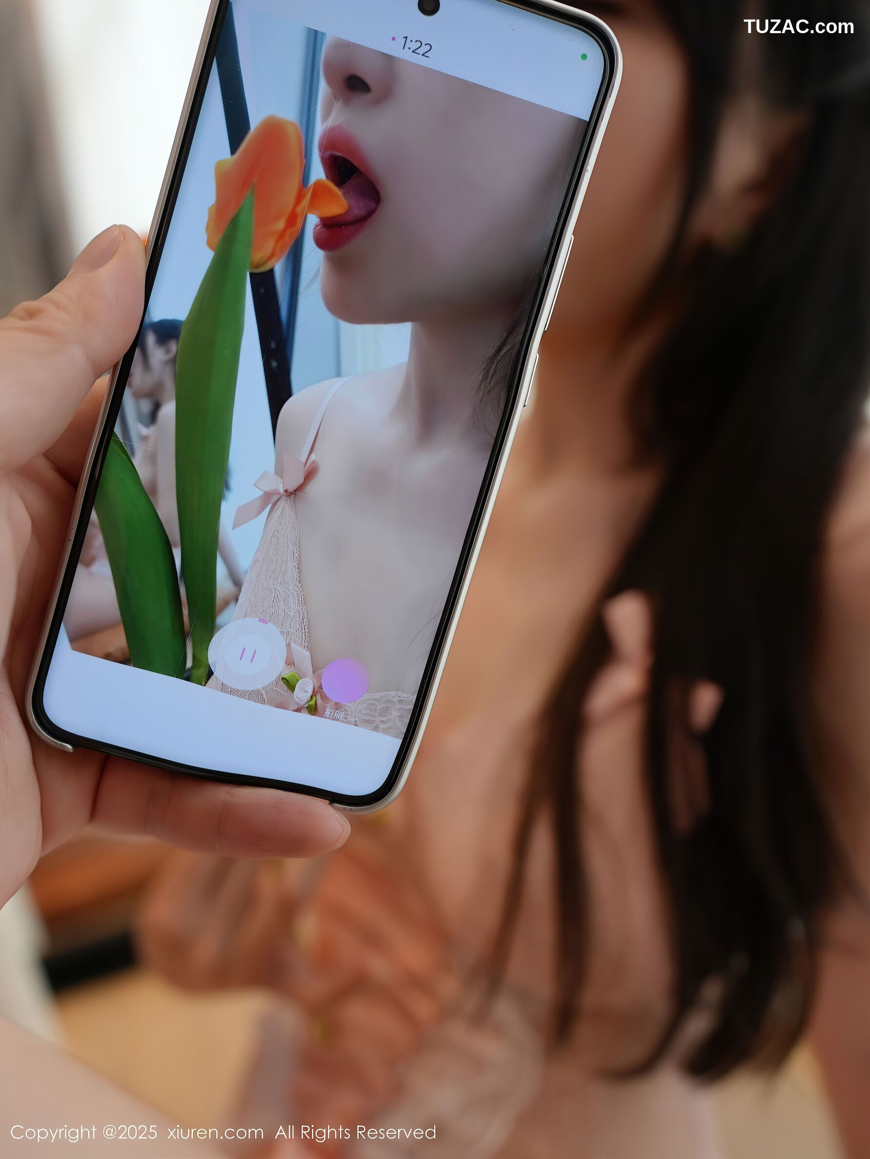 XiuRen秀人网-10416-白露lulu-灰色针织衫粉色情趣内衣白丝爆乳-2025.06.16