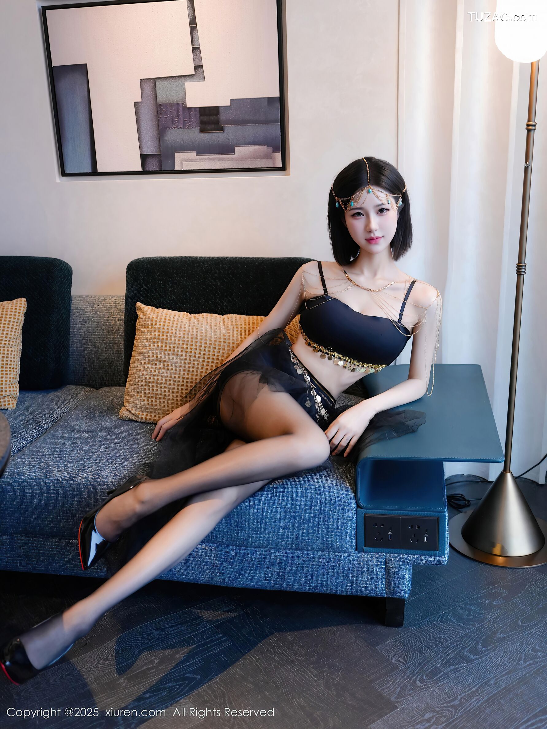 XiuRen秀人网-10427-奶芙酱-EVA-短发性感异域公主黑丝爆乳-2025.06.18