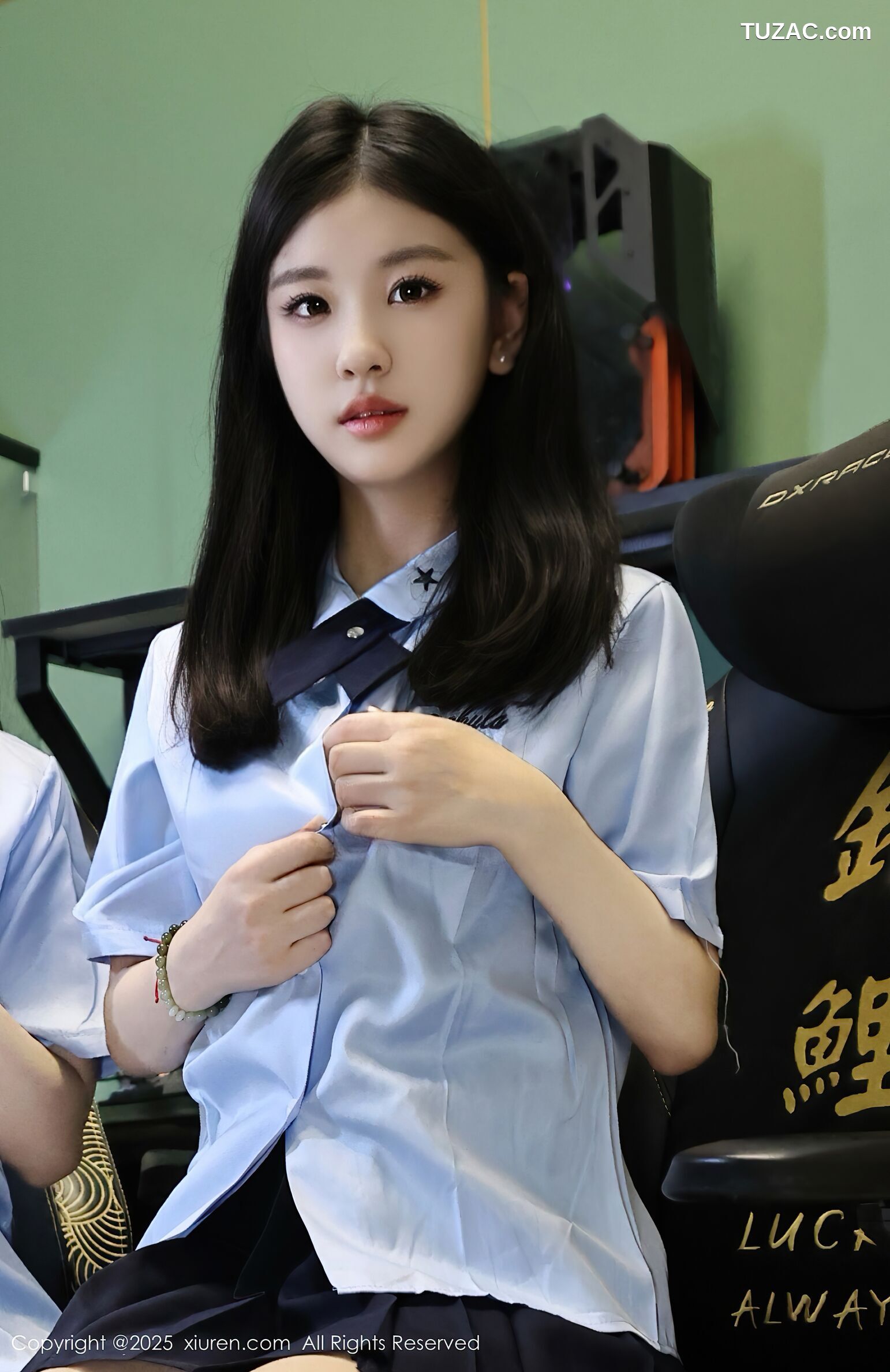 XiuRen秀人网-10443-小芭乐-衬衫短裙姐妹花女生爆乳激情互动-2025.06.20