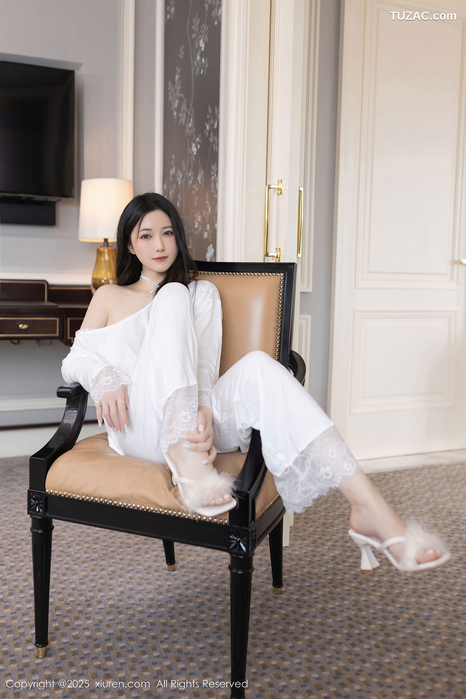 XiuRen秀人网-10445-鱼子酱Fish-白色连衣裙白色内衣-2025.06.20