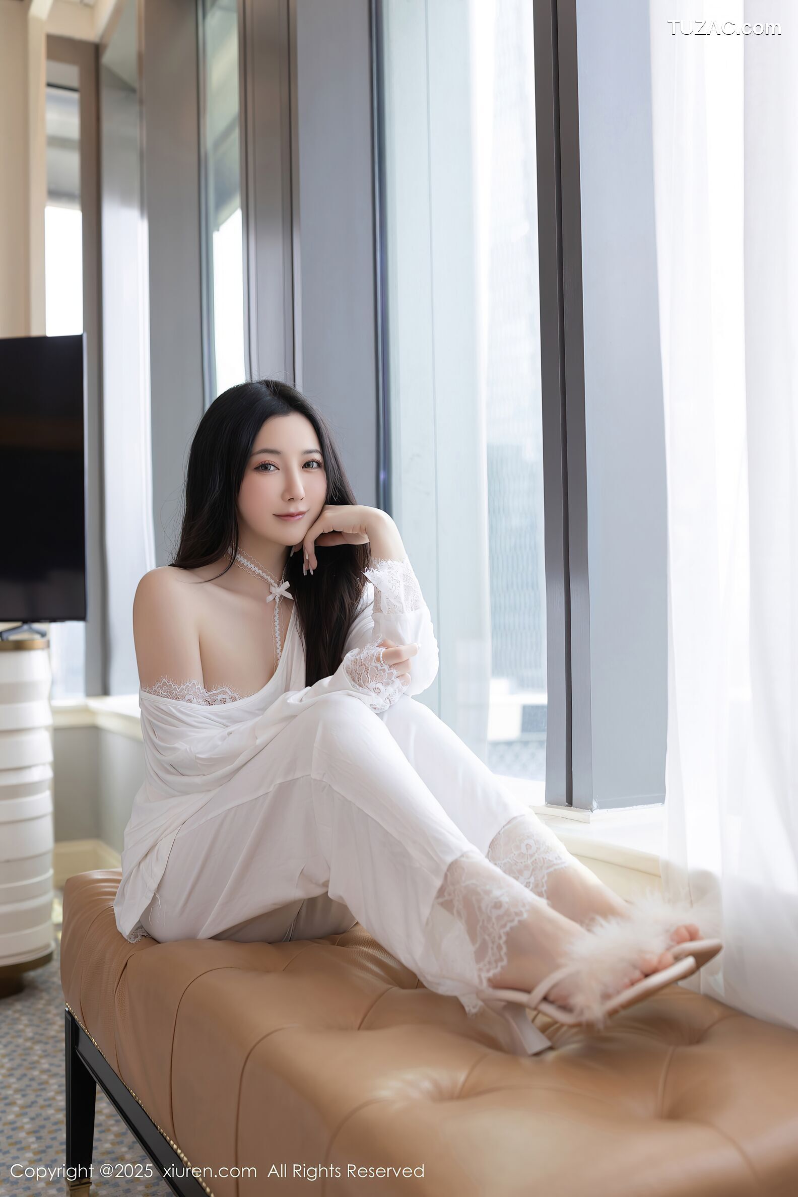 XiuRen秀人网-10445-鱼子酱Fish-白色连衣裙白色内衣-2025.06.20