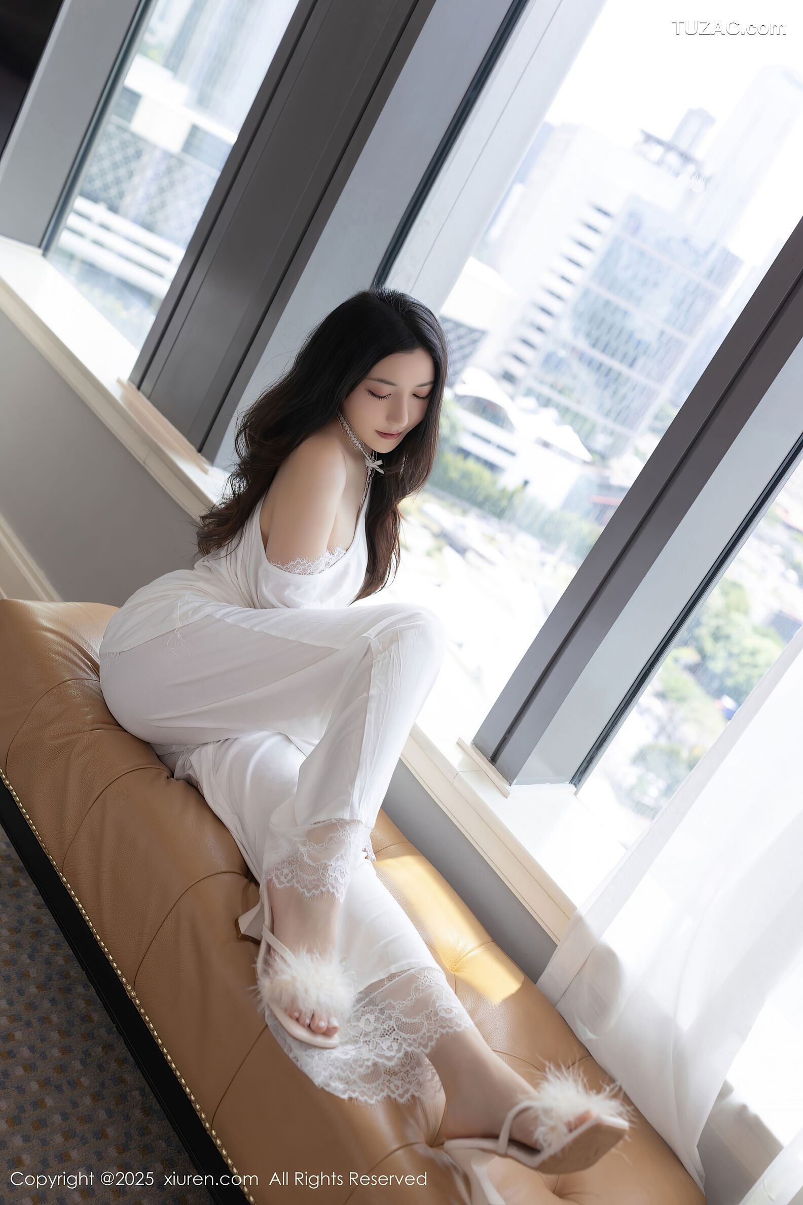 XiuRen秀人网-10445-鱼子酱Fish-白色连衣裙白色内衣-2025.06.20