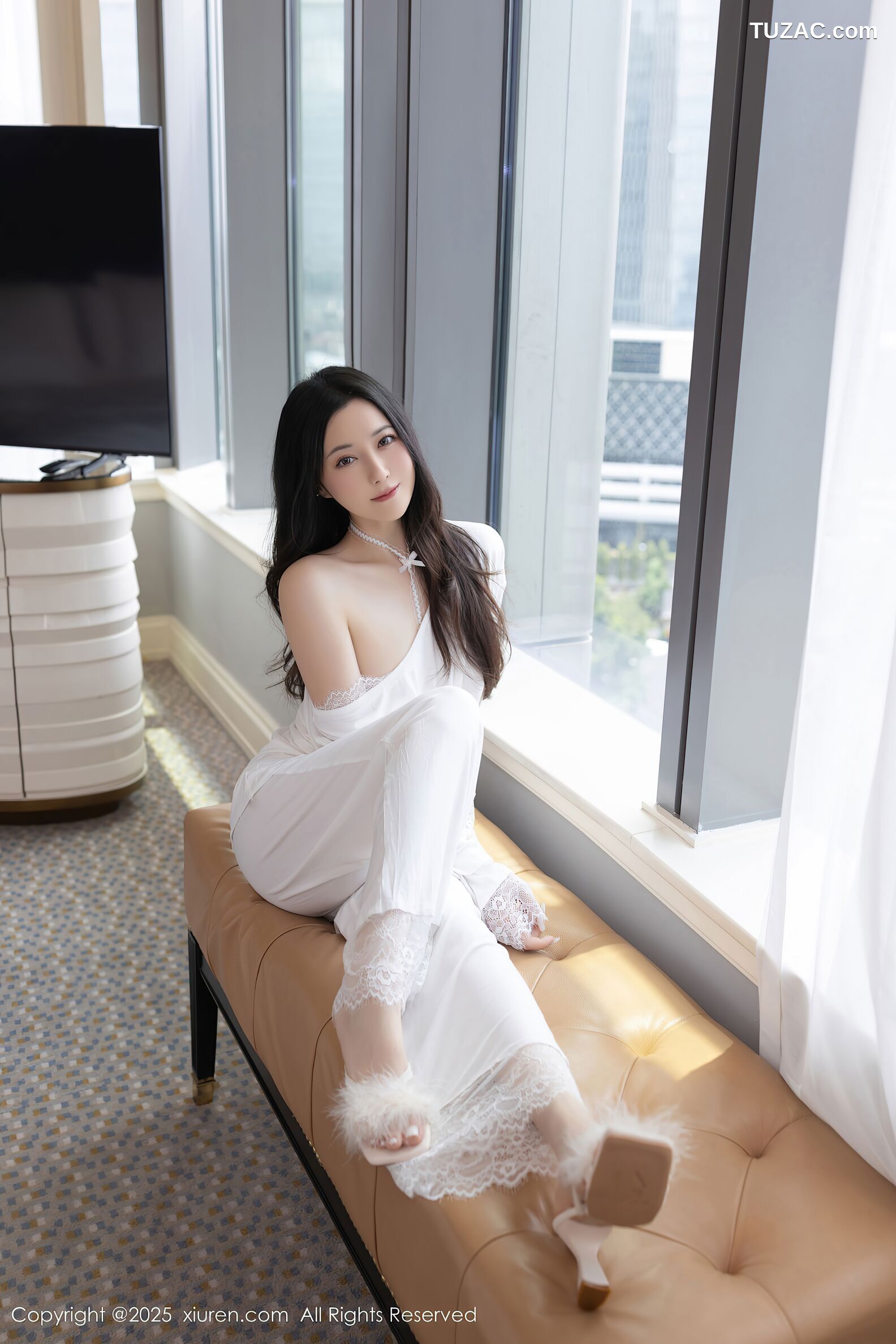 XiuRen秀人网-10445-鱼子酱Fish-白色连衣裙白色内衣-2025.06.20