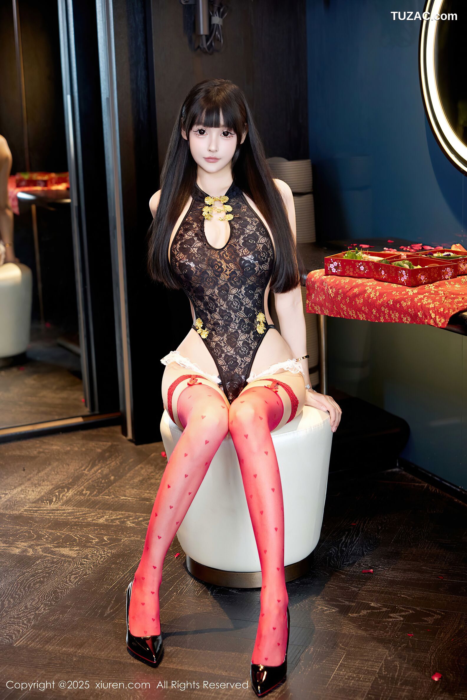 XiuRen秀人网-10448-智恩baby-黑蕾丝情趣内衣爆乳红丝袜-2025.06.23