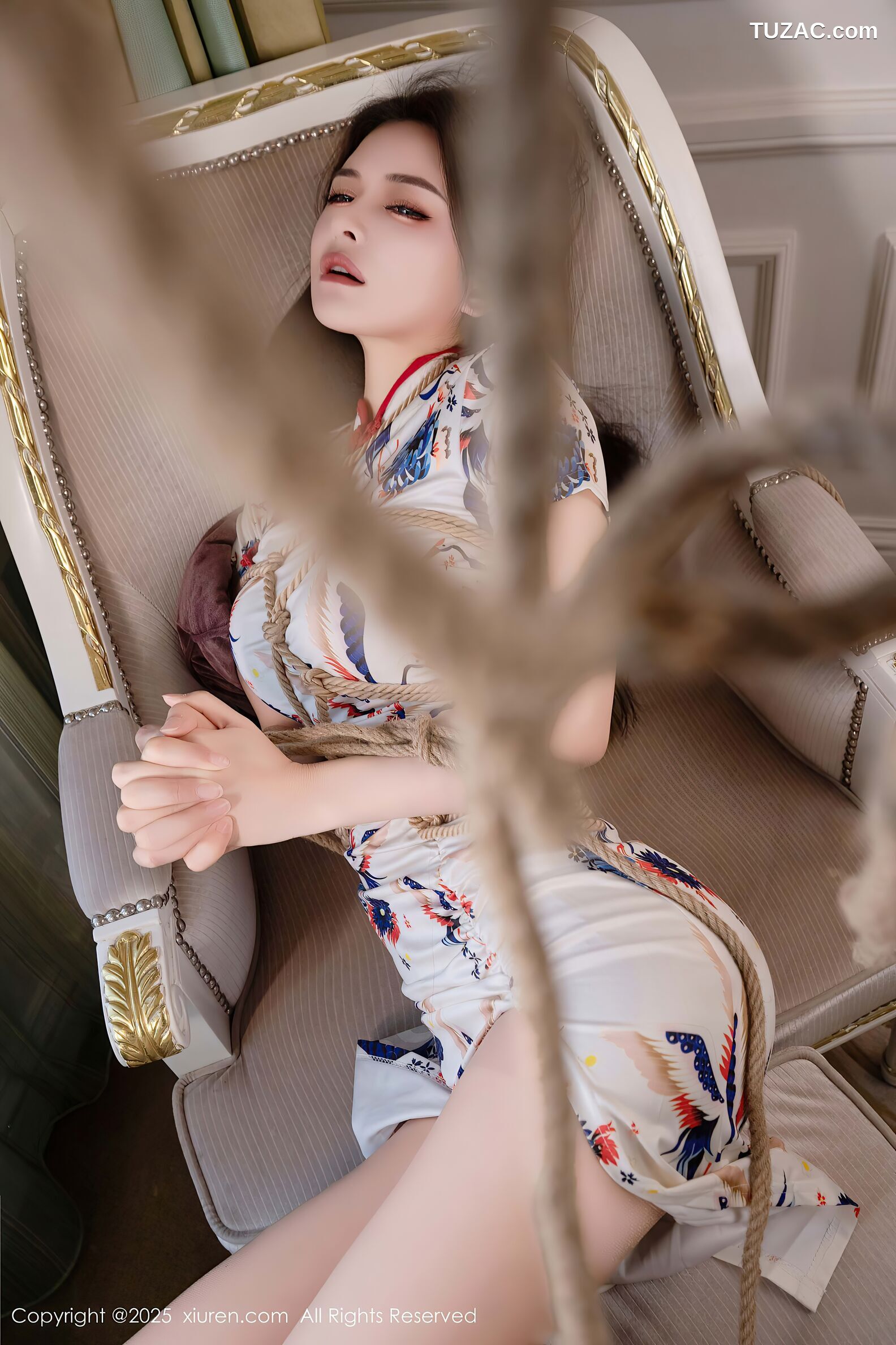 XiuRen秀人网-10452-灿宝-白色旗袍约束系列-2025.06.24