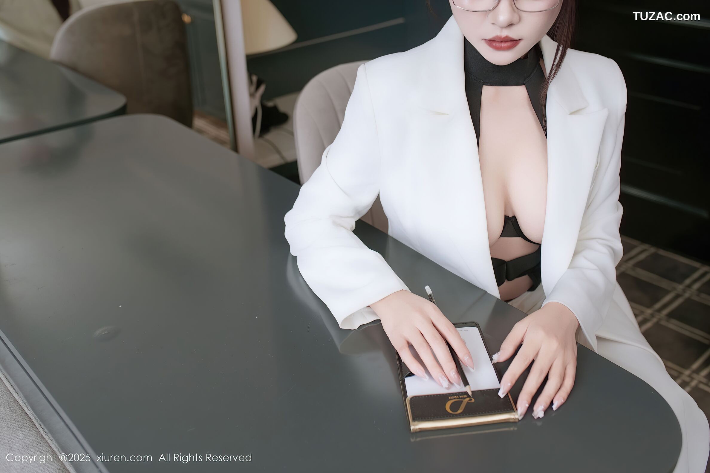 XiuRen秀人网-10464-冬安-OL白色西服套装黑绑带情趣内衣-2025.06.26