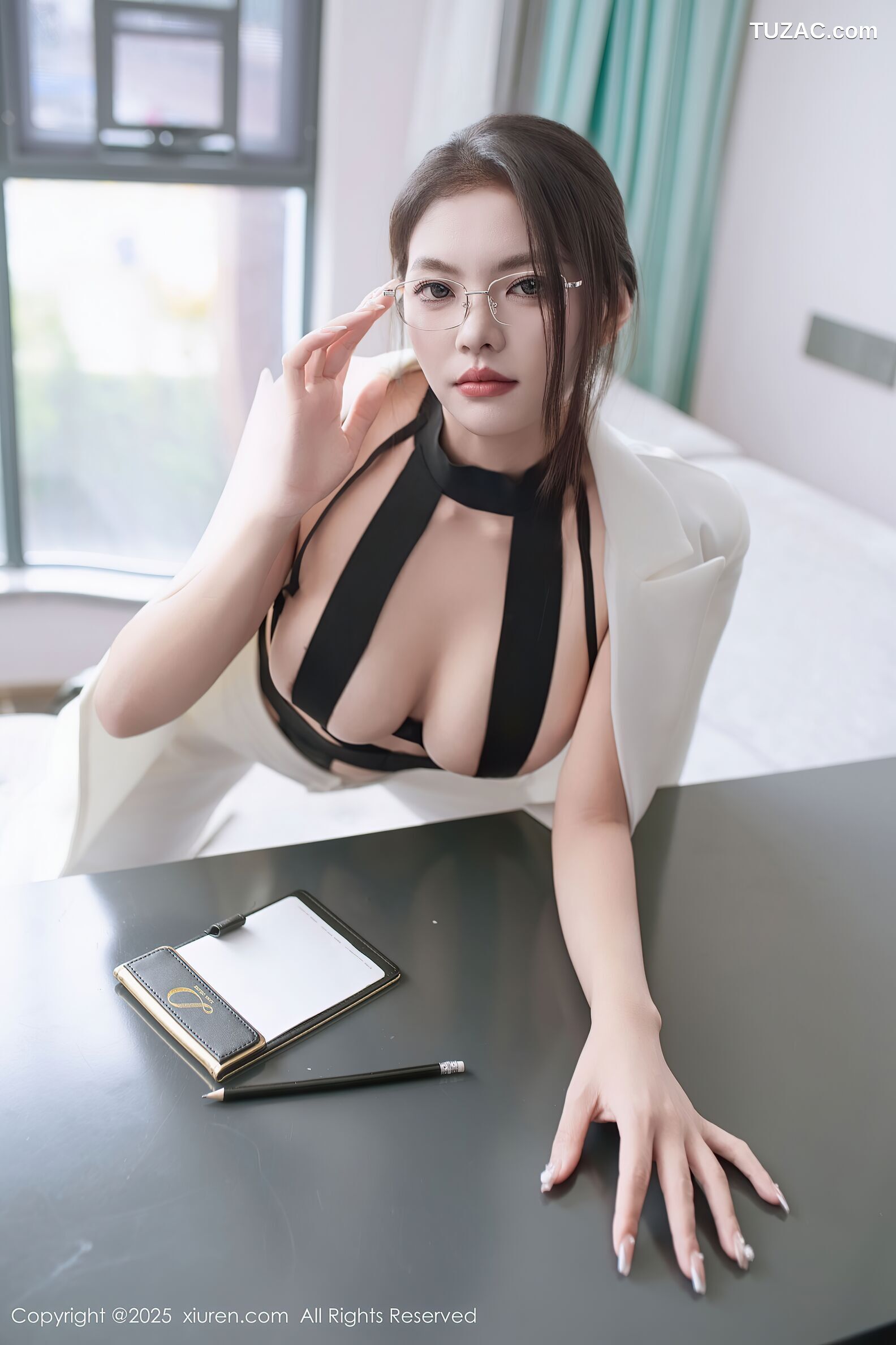 XiuRen秀人网-10464-冬安-OL白色西服套装黑绑带情趣内衣-2025.06.26