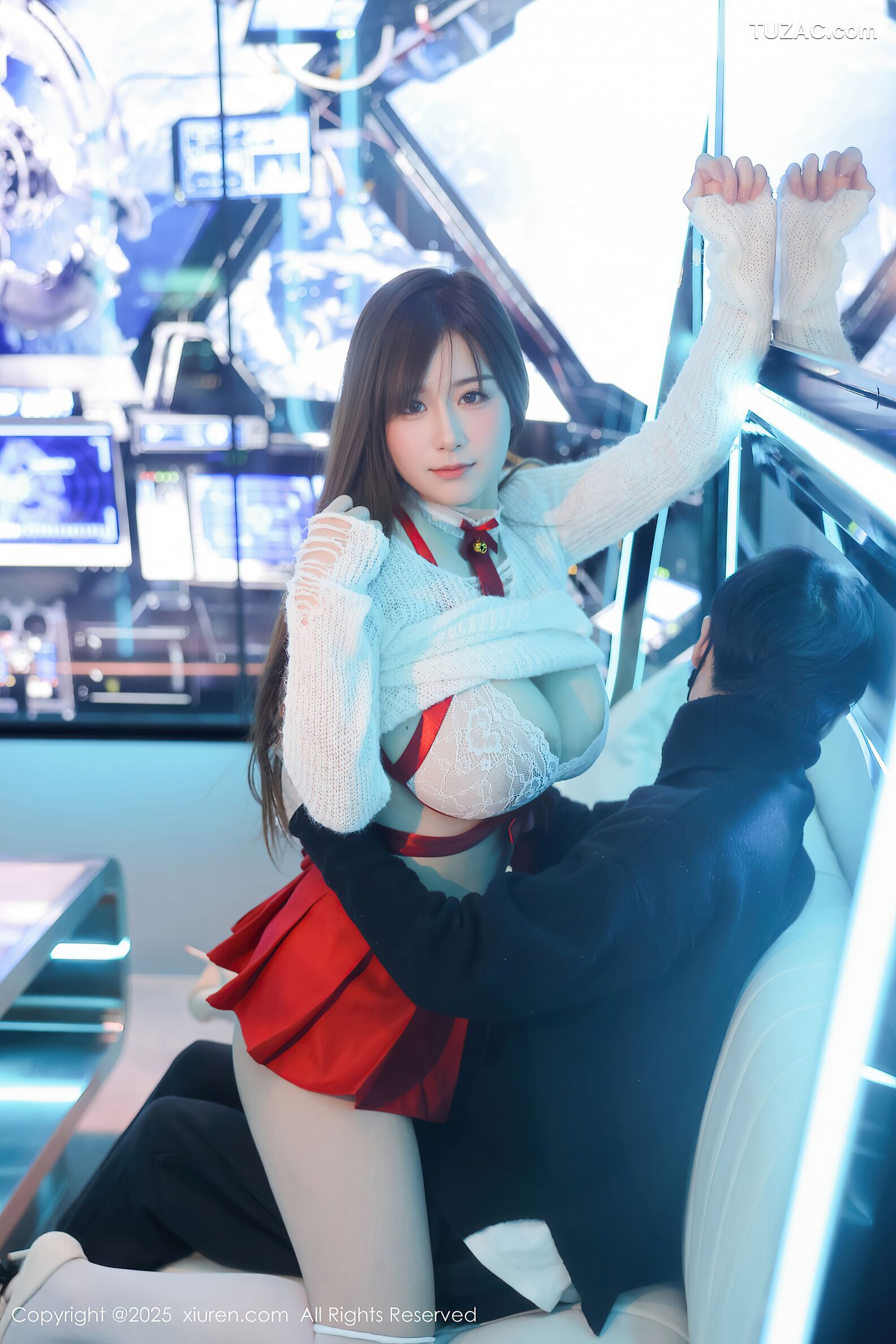 XiuRen秀人网-10470-小肉肉咪-童颜巨乳红色短裙白丝爆乳-2025.06.26