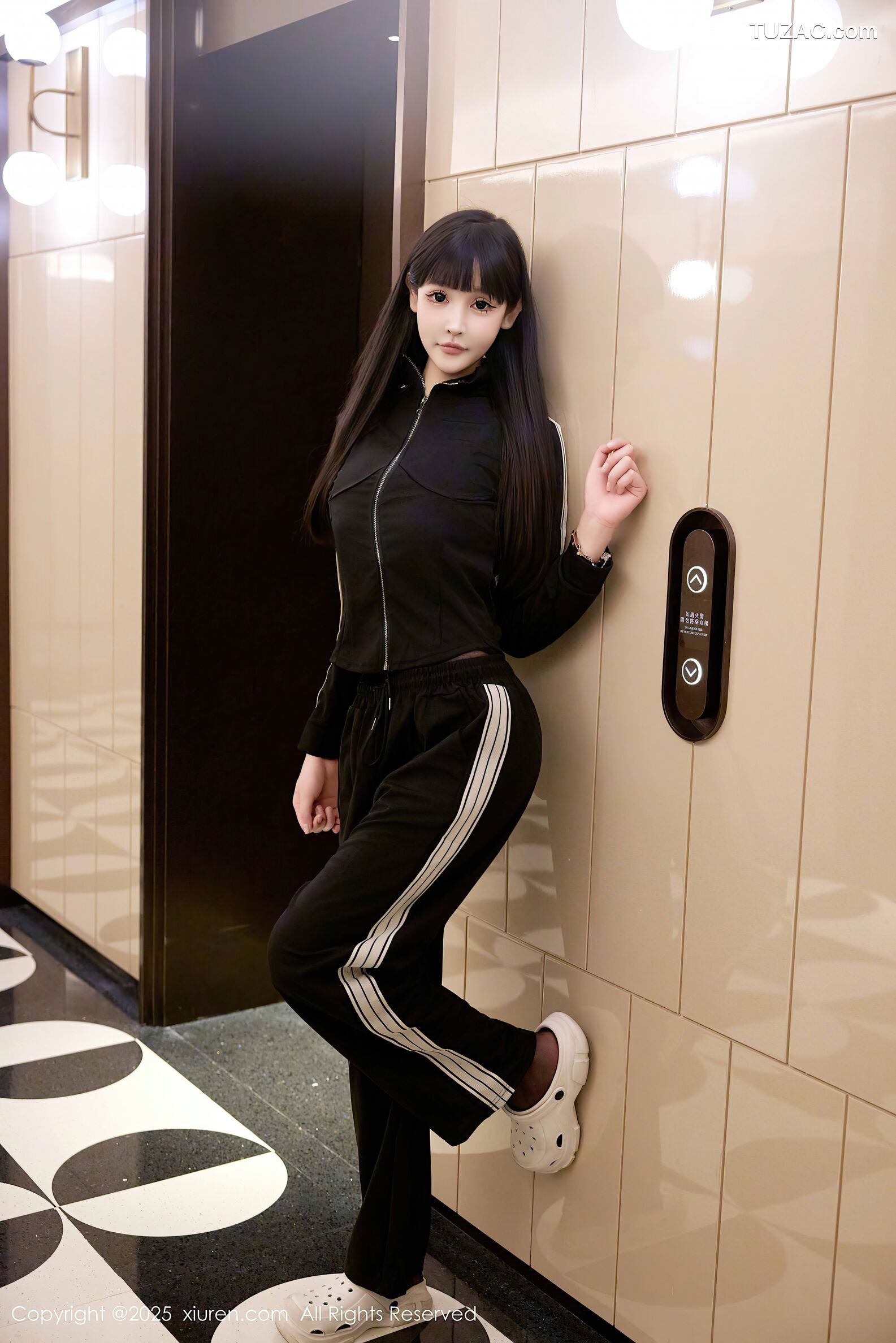 XiuRen秀人网-10482-智恩baby-黑色运动装黑情趣内衣-2025.06.30