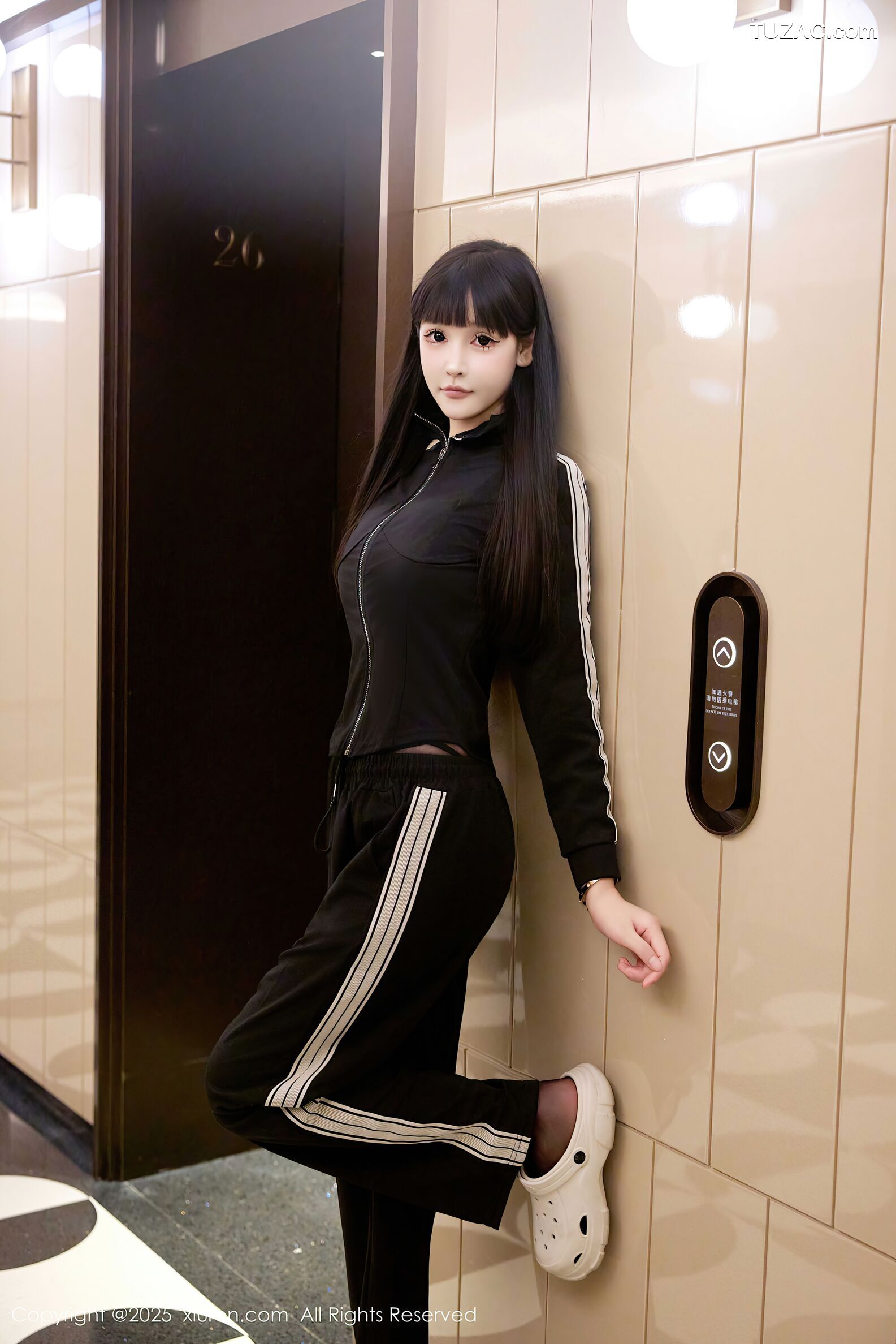 XiuRen秀人网-10482-智恩baby-黑色运动装黑情趣内衣-2025.06.30