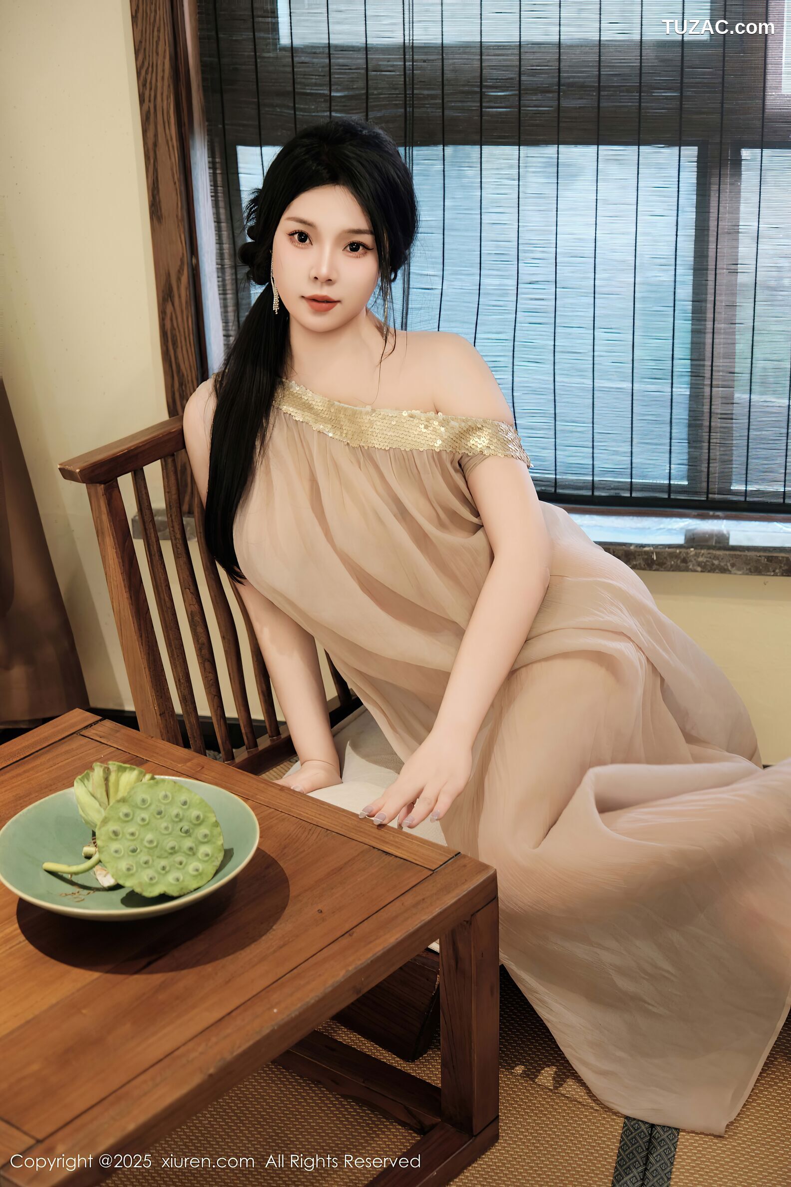 XiuRen秀人网-10500-麦田-肉色轻透薄纱裙爆乳-2025.07.03