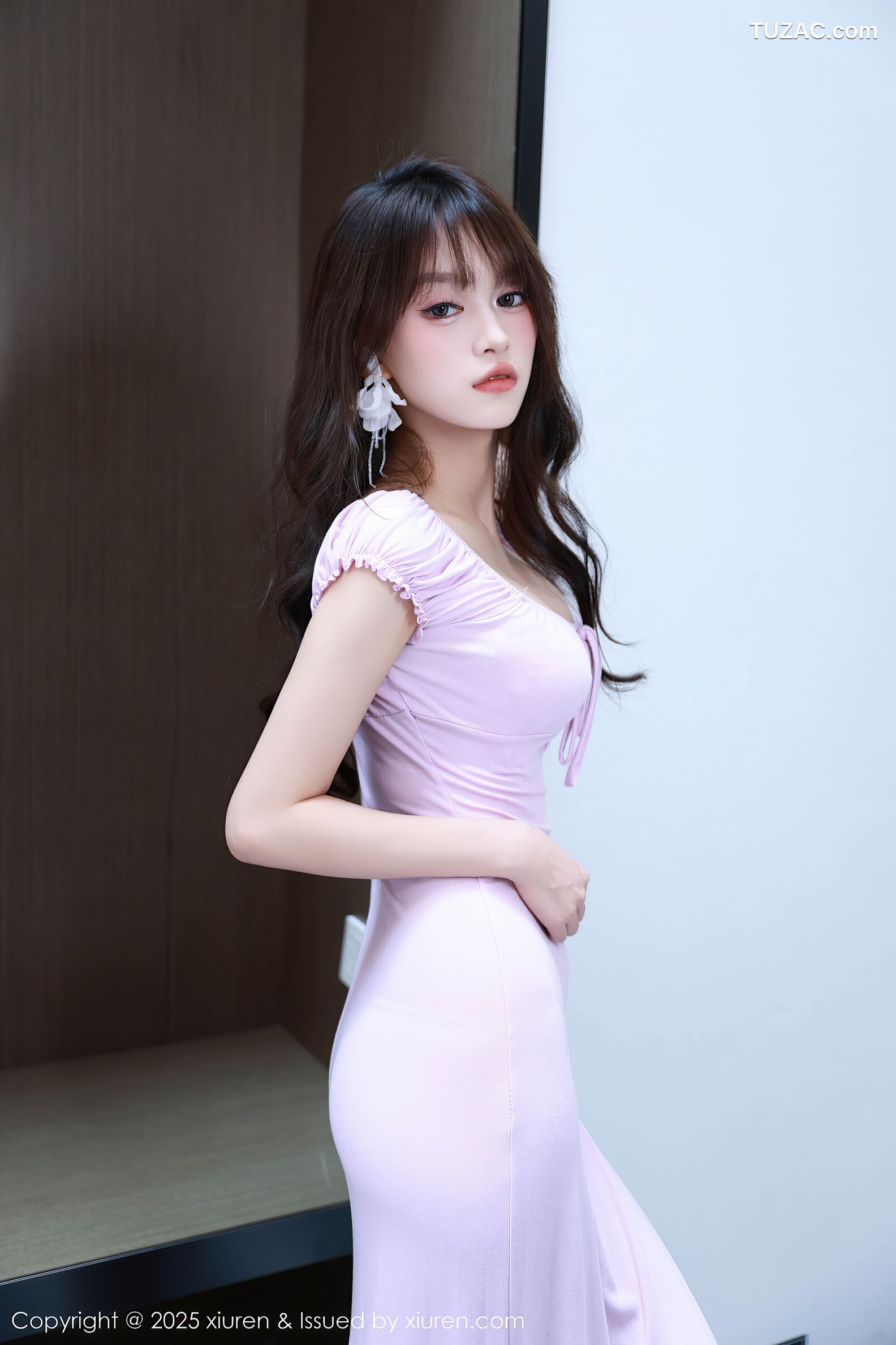 XiuRen秀人网-10532-糯咪-紫色长裙白蕾丝内衣-2025.07.10