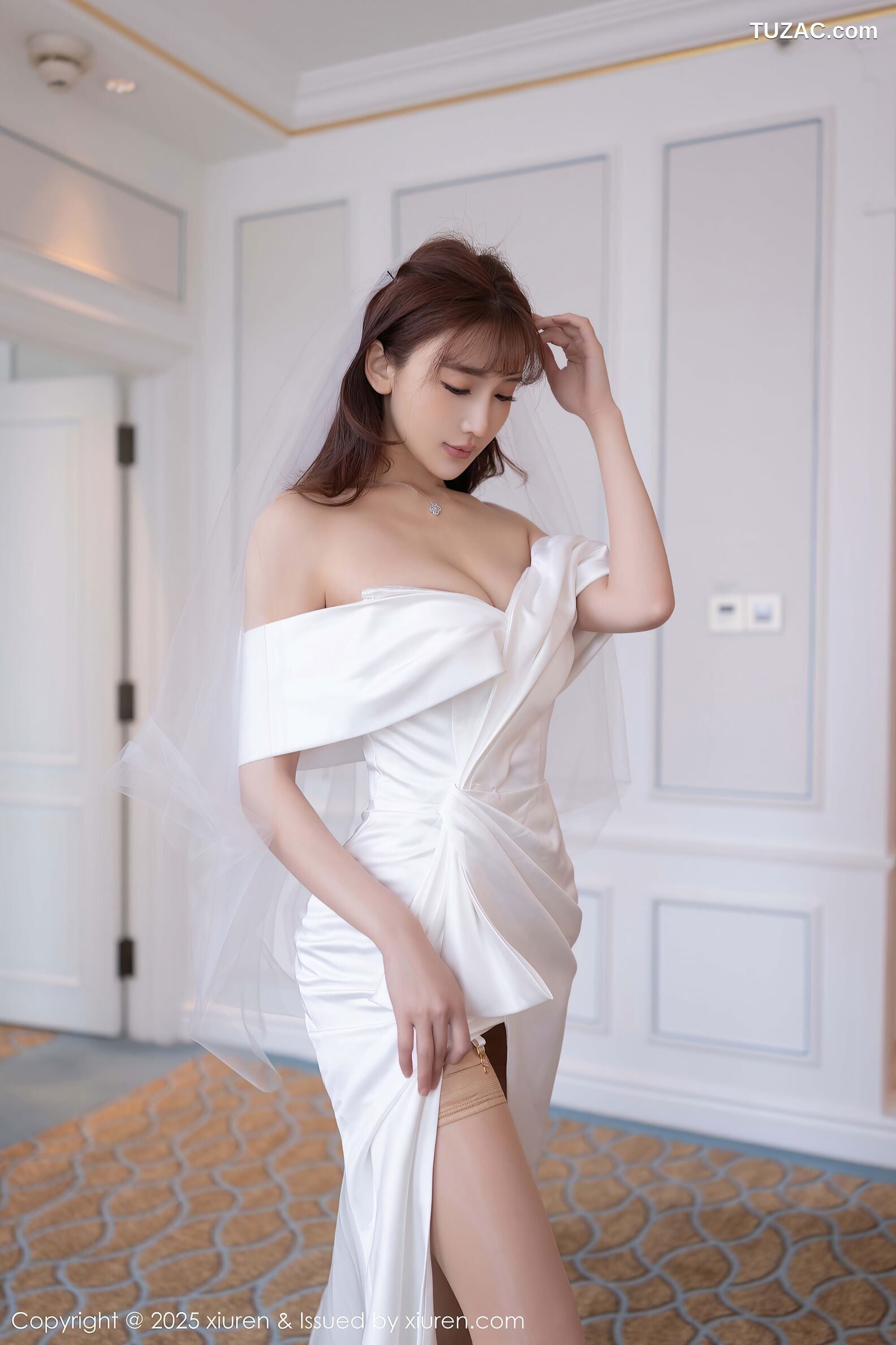XiuRen秀人网-10535-陆萱萱-白色蕾丝情趣婚纱-2025.07.10