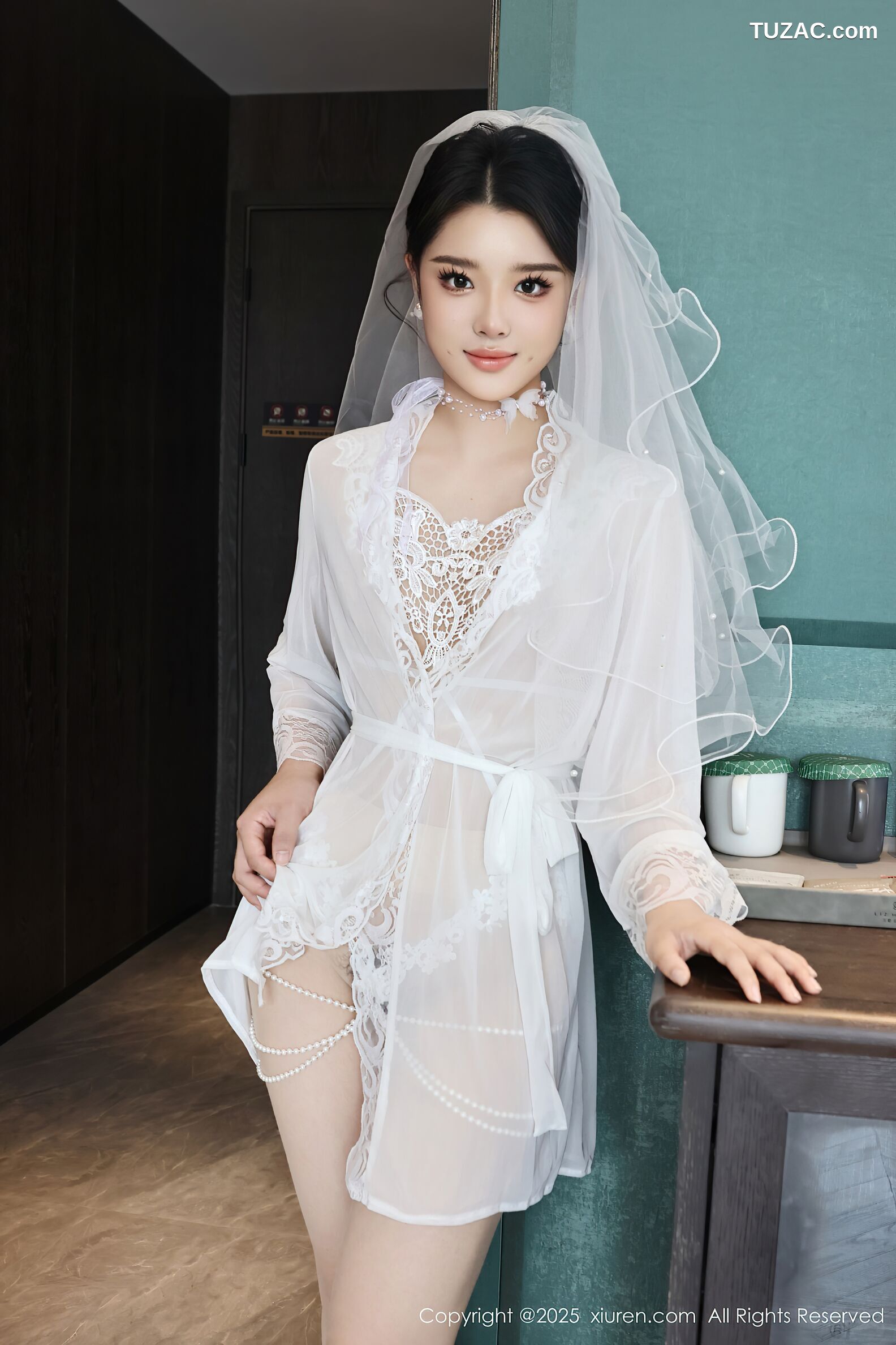 XiuRen秀人网-10559-糯梨子-情趣白色婚纱-2025.07.18