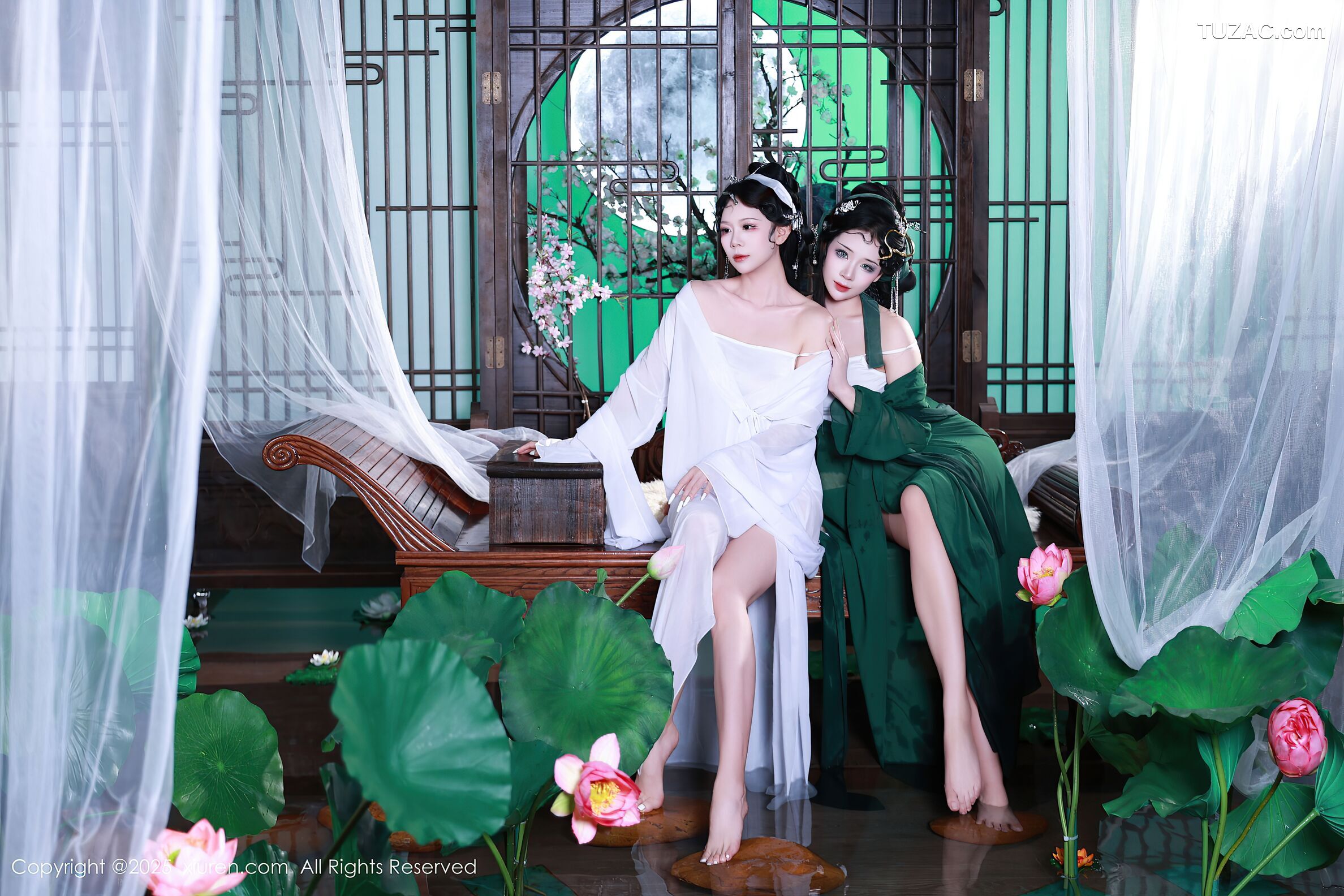 XiuRen秀人网-10561-南乔-玫瑰我爱你-古风姐妹花《青蛇》主题-2025.07.18