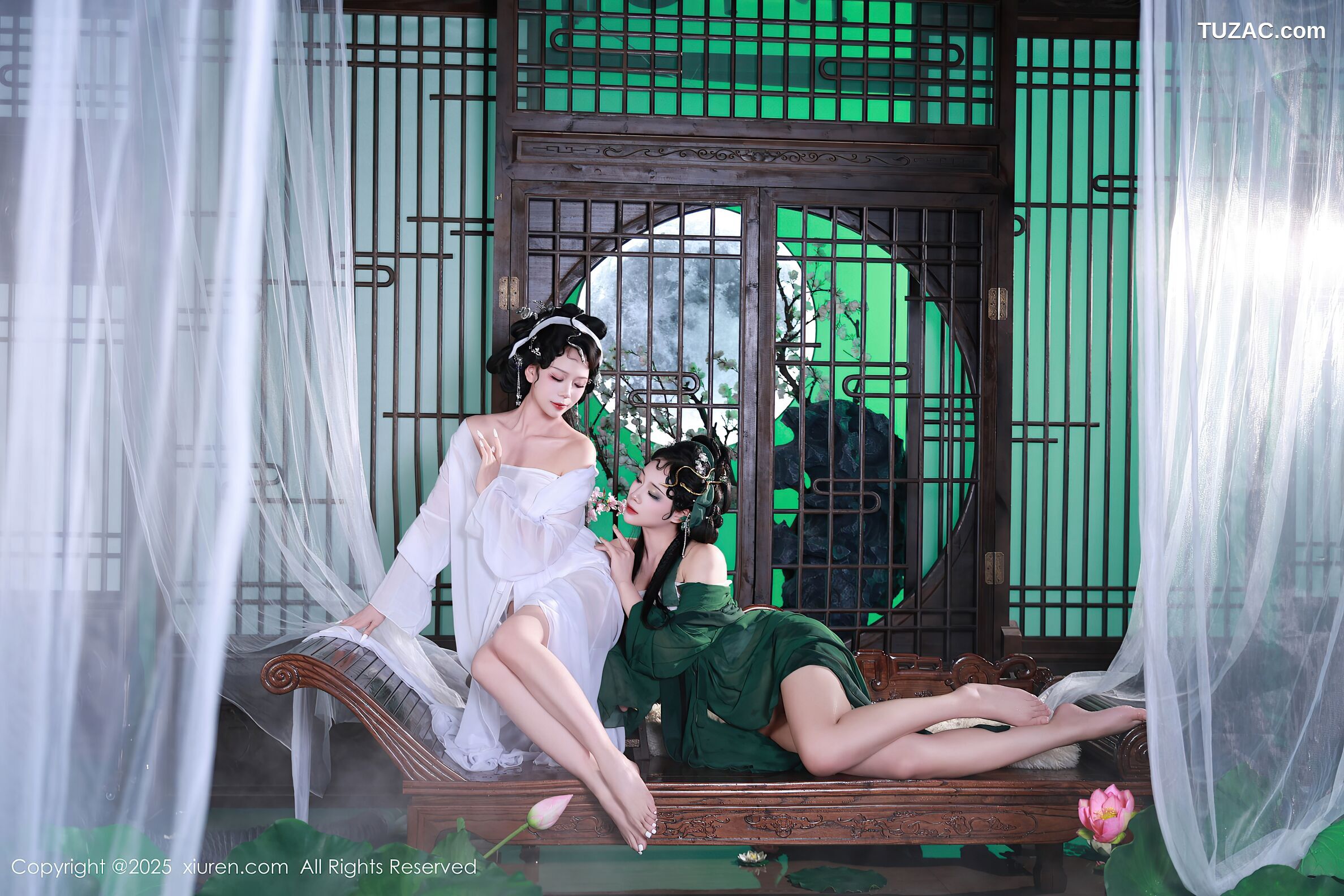 XiuRen秀人网-10561-南乔-玫瑰我爱你-古风姐妹花《青蛇》主题-2025.07.18