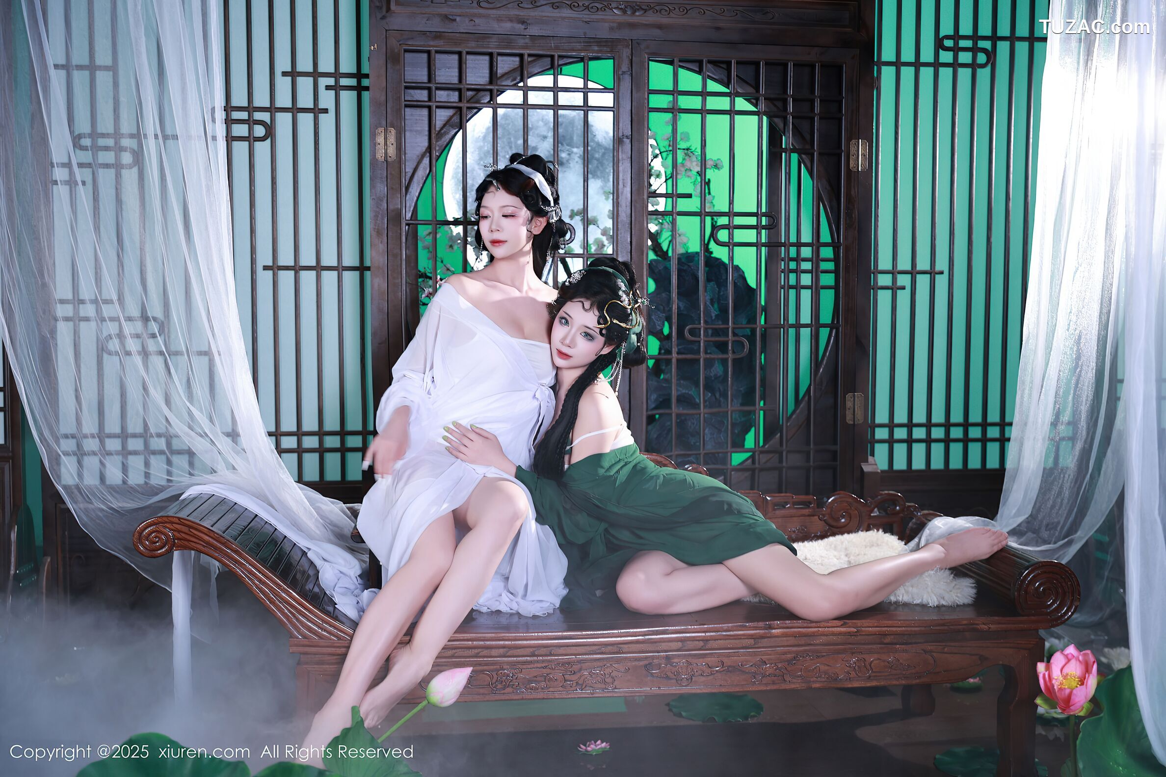 XiuRen秀人网-10561-南乔-玫瑰我爱你-古风姐妹花《青蛇》主题-2025.07.18