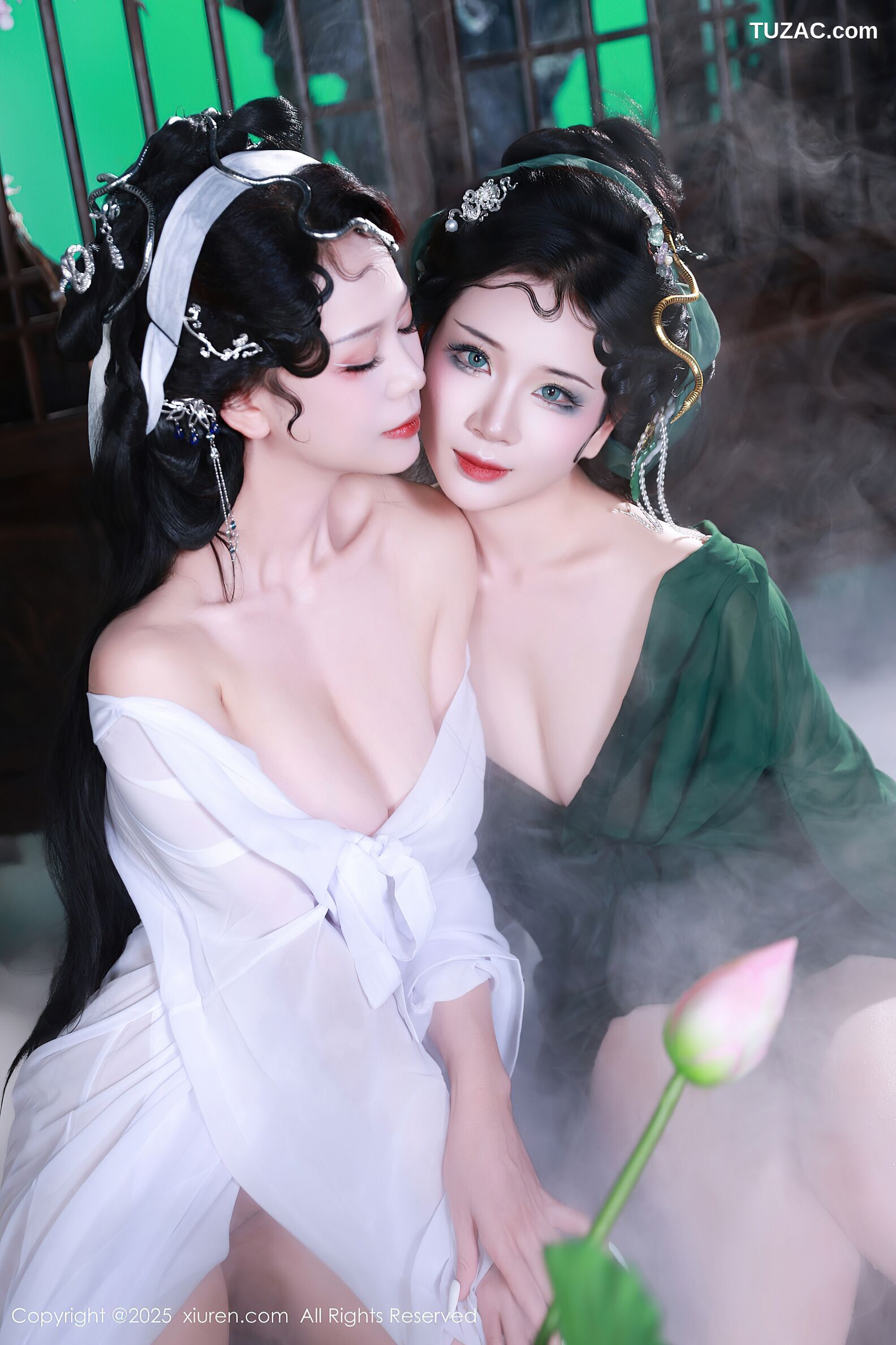 XiuRen秀人网-10561-南乔-玫瑰我爱你-古风姐妹花《青蛇》主题-2025.07.18