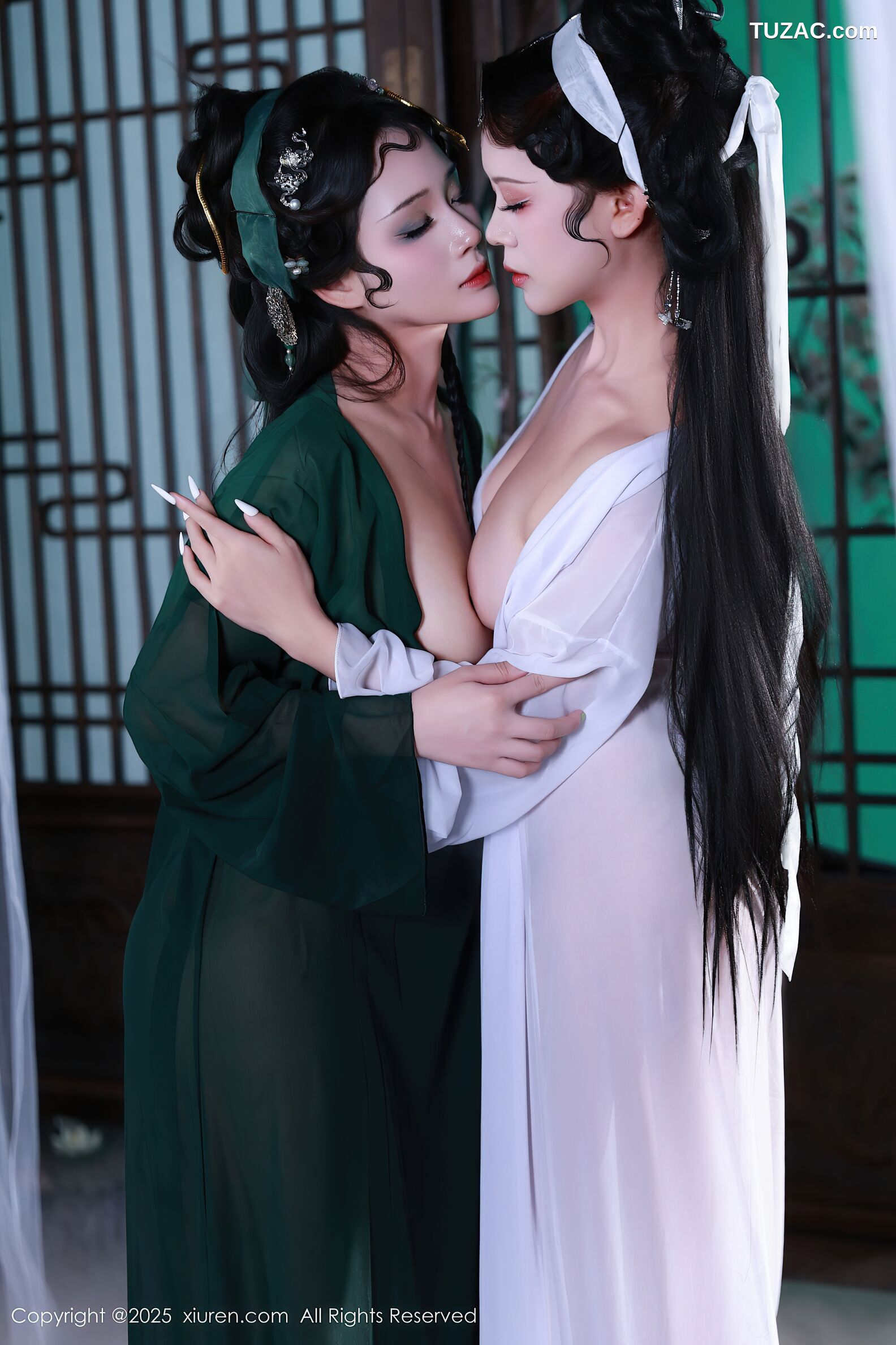 XiuRen秀人网-10561-南乔-玫瑰我爱你-古风姐妹花《青蛇》主题-2025.07.18
